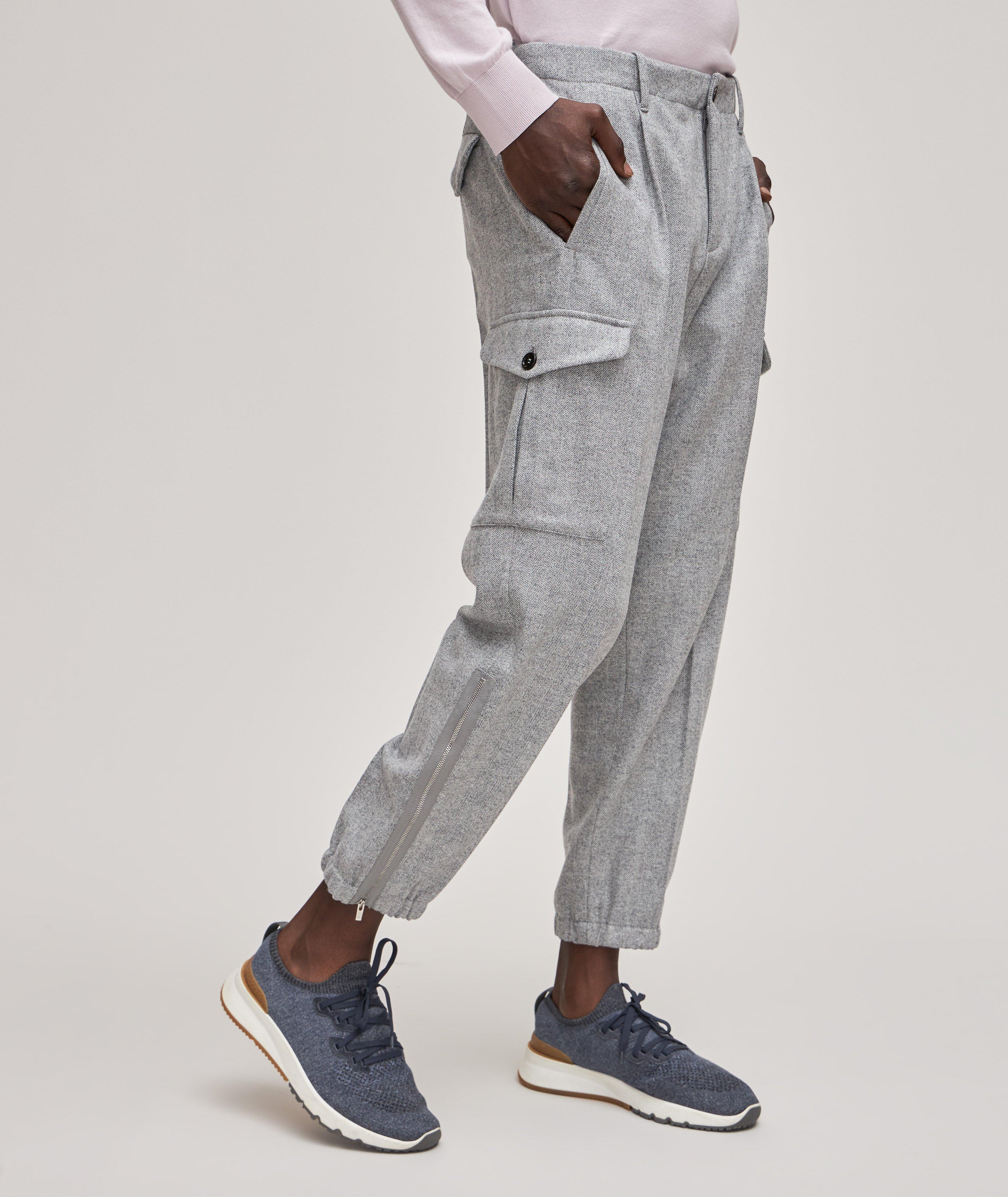 Pantalon en coton teint en pièce de coupe ergonomique image 4
