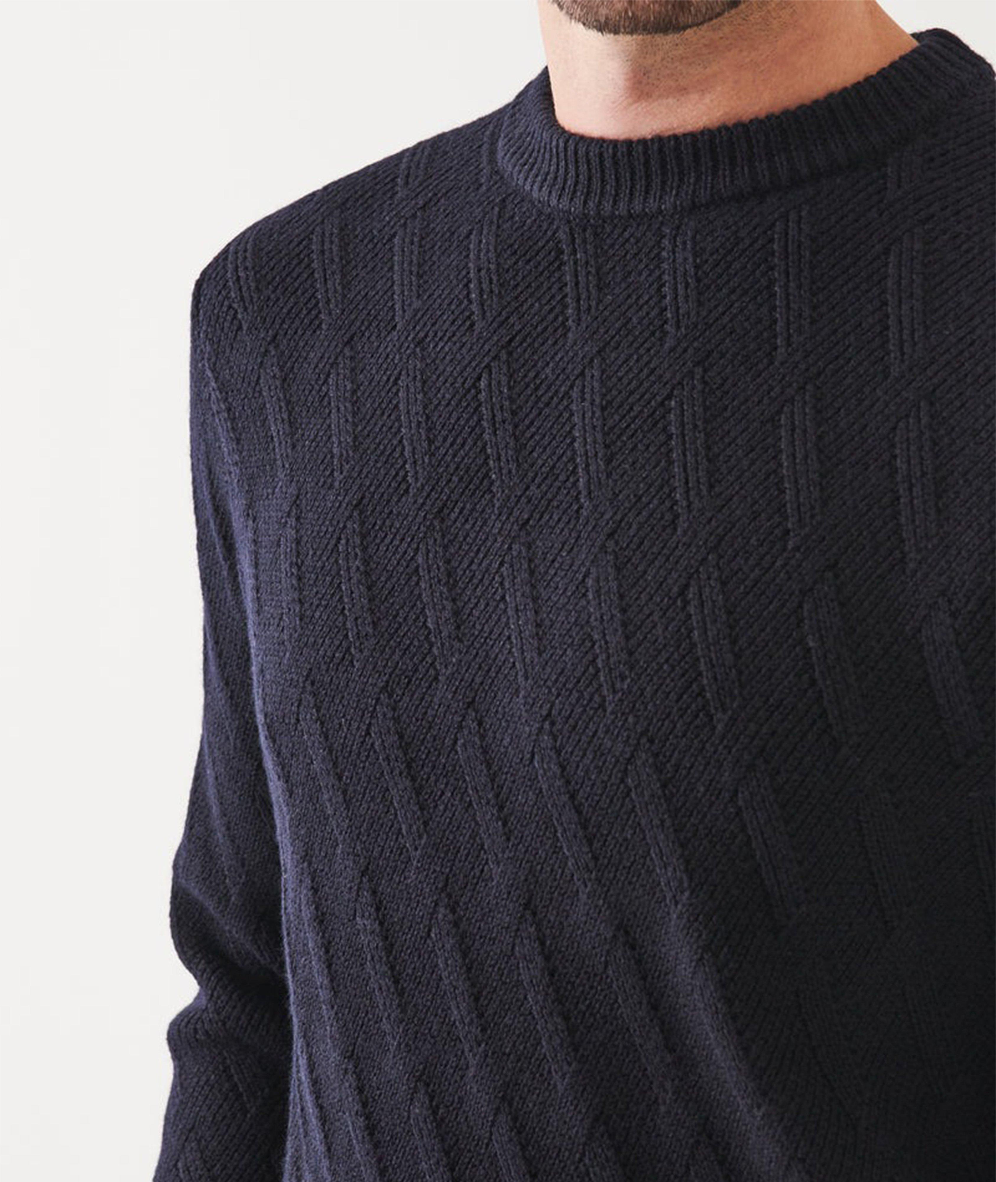 Pull en tricot torsadé de laine mérinos image 2
