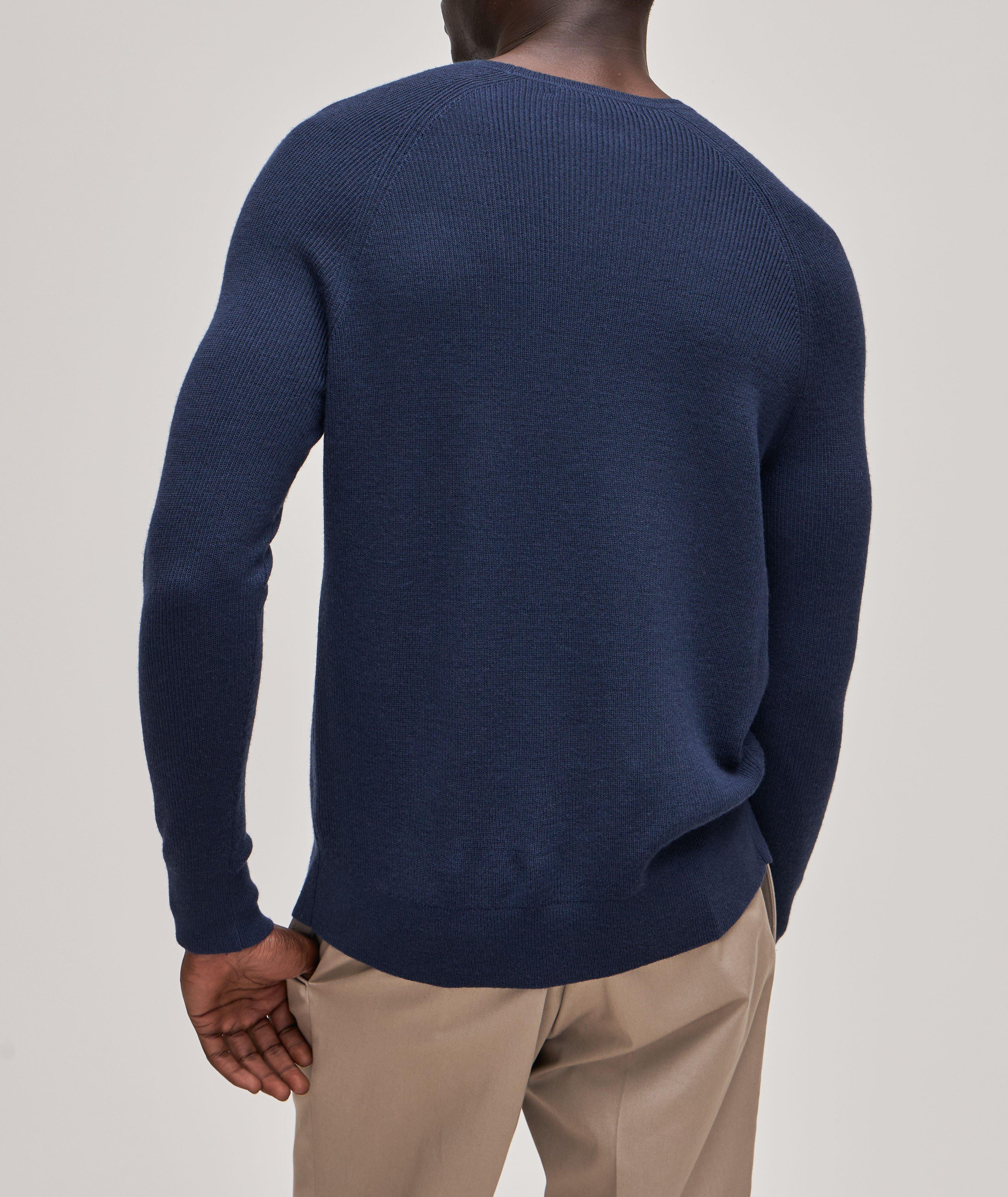 Pull en tricot côtelé de laine mérinos à encolure ronde image 2