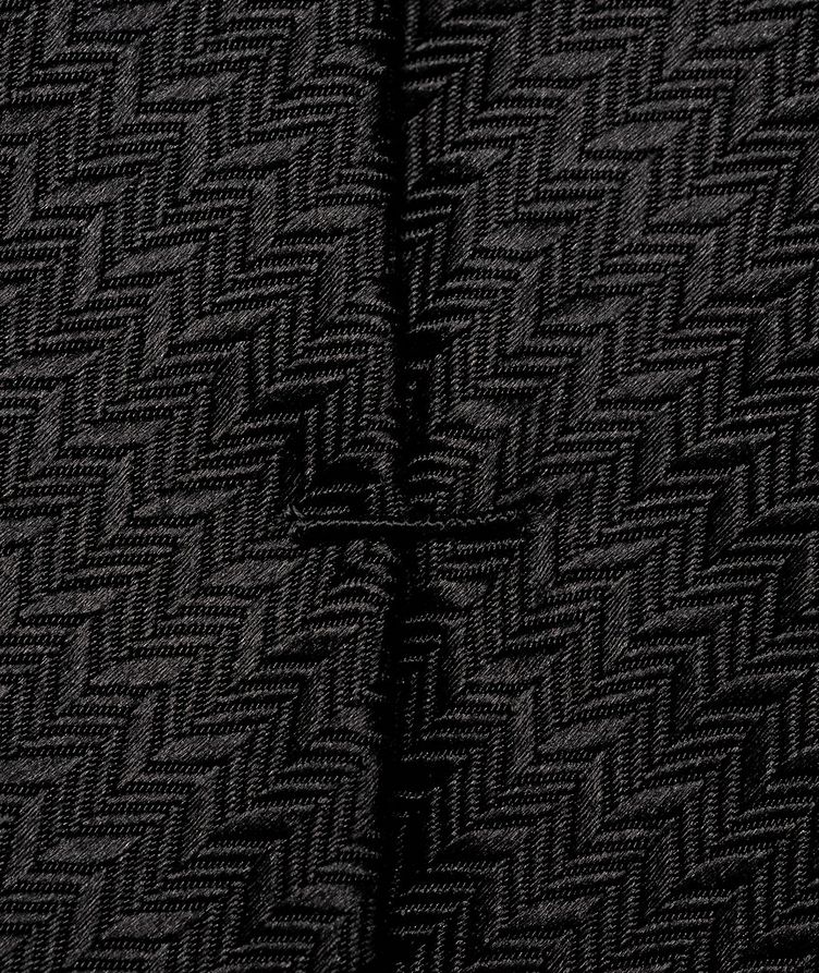 Cravate en soie à motif de chevrons image 1