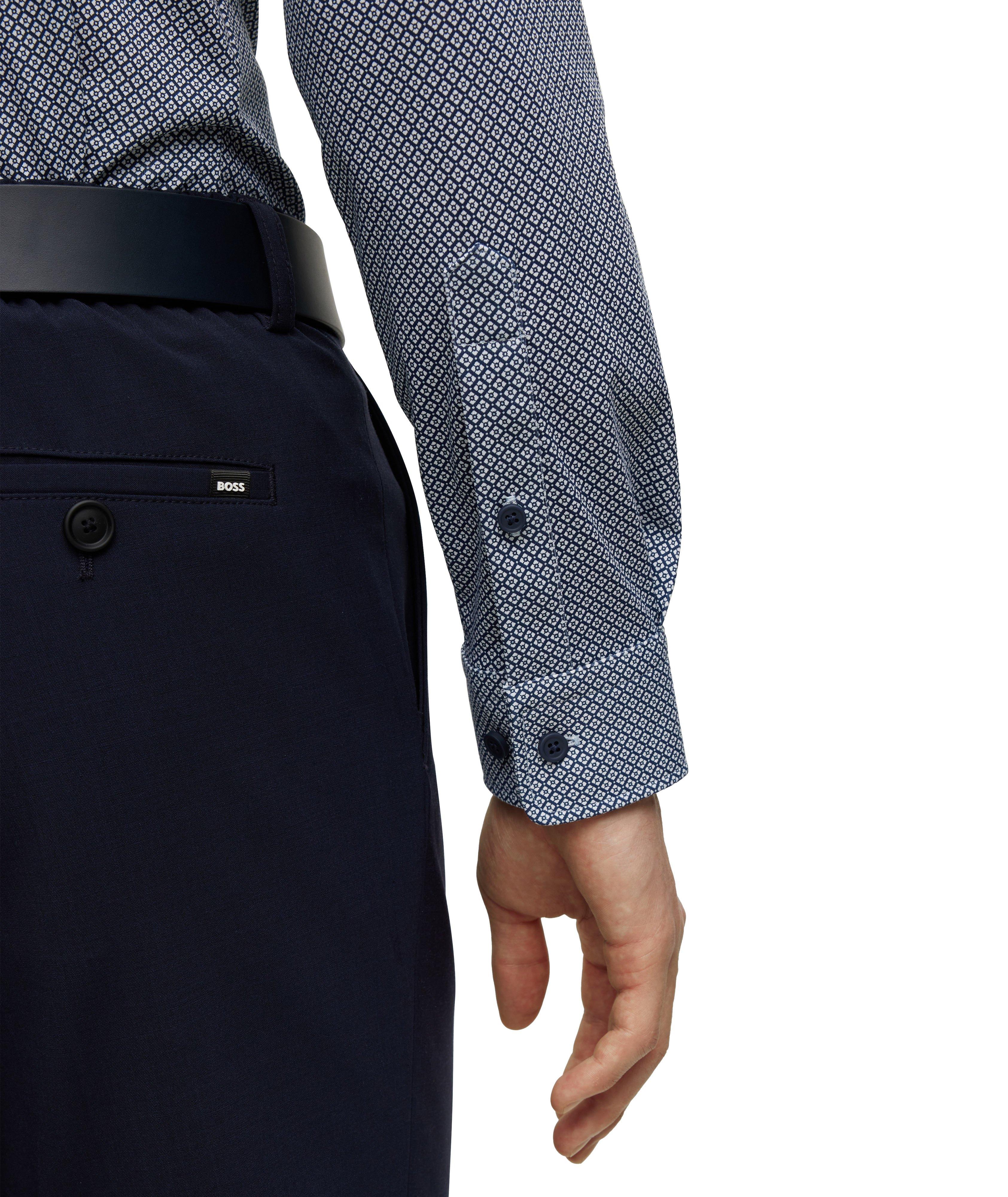 Chemise décontractée à motif répété image 3