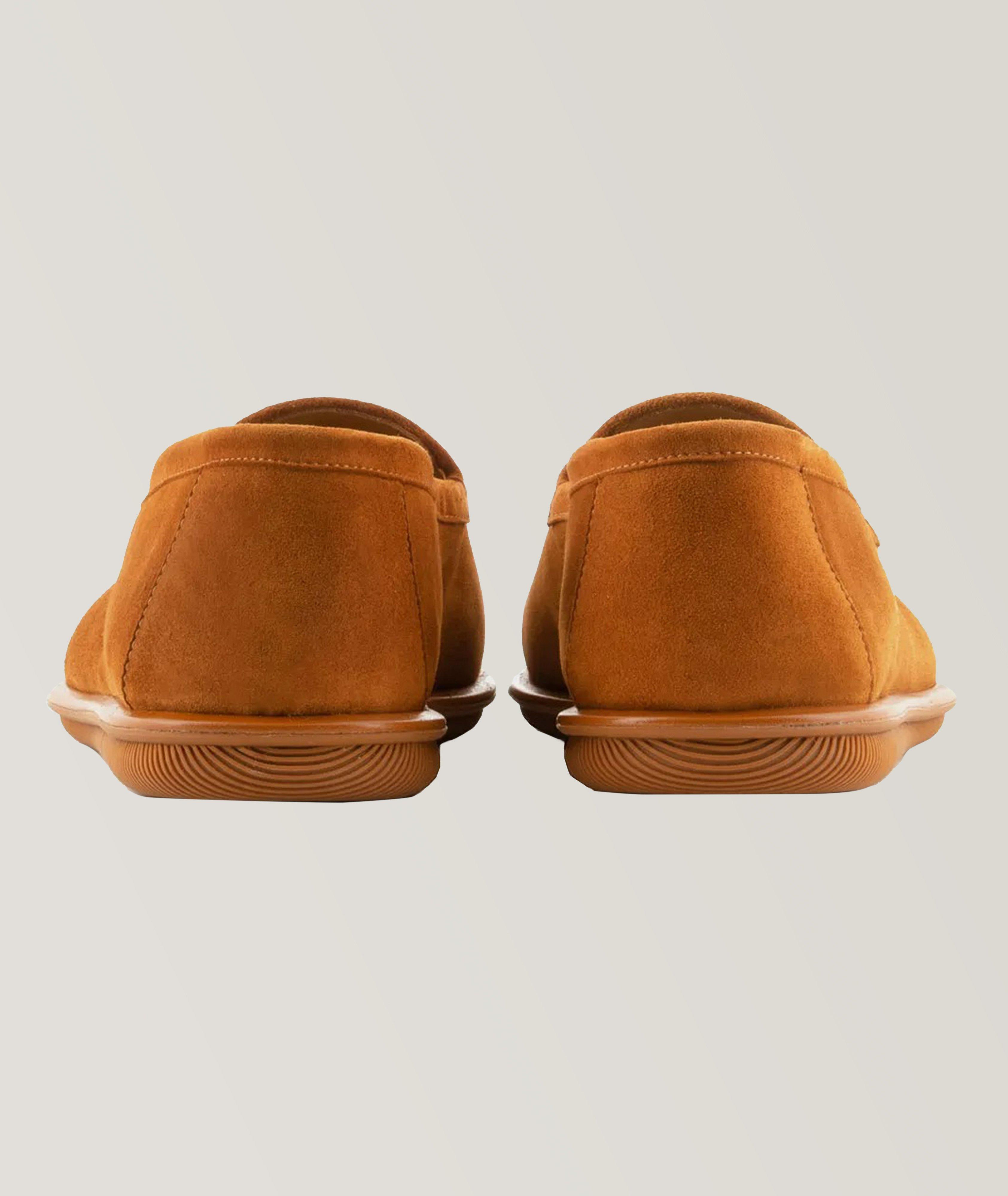 Flâneur en suède avec logo image 3