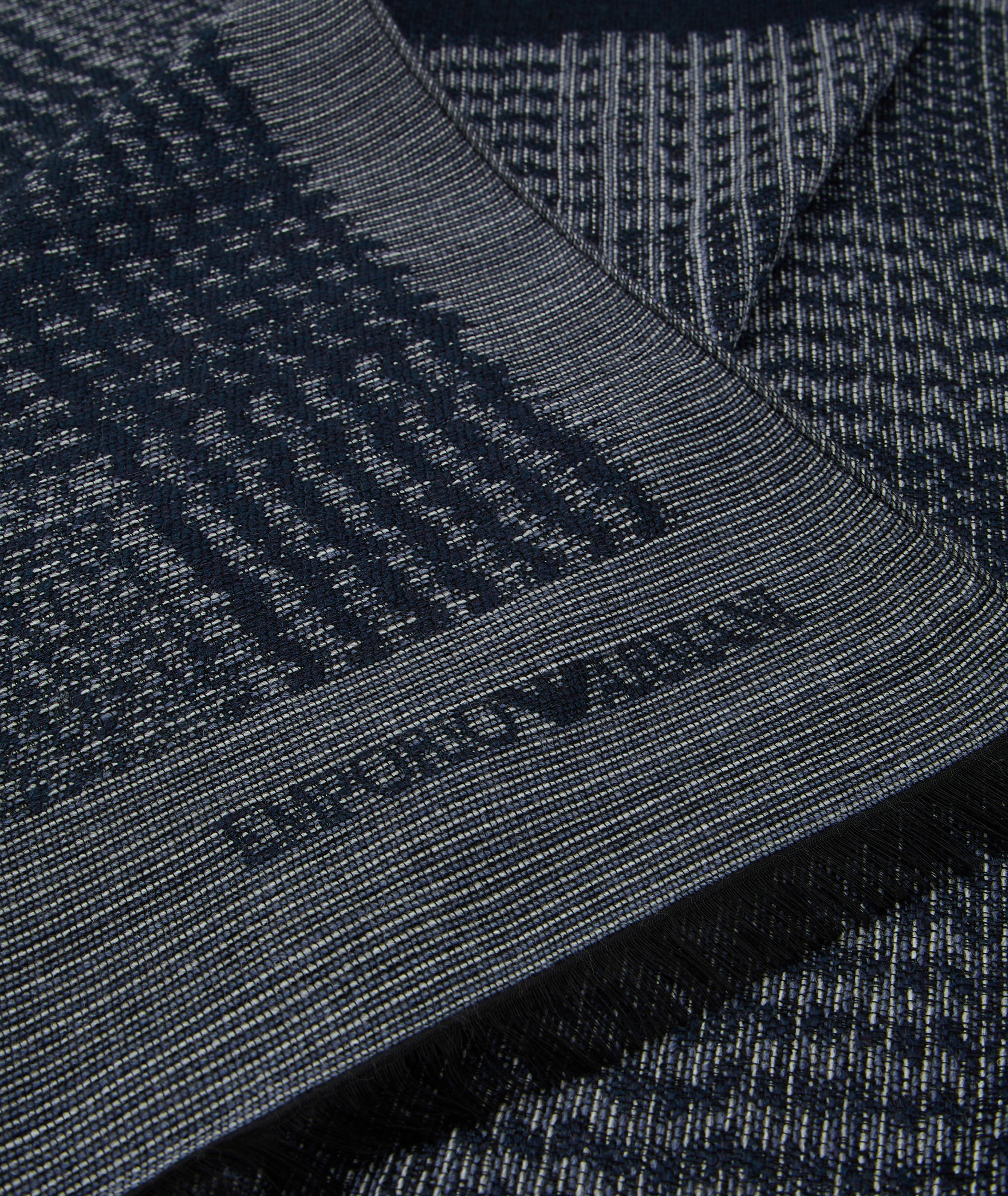 Thumbnail to select image 2