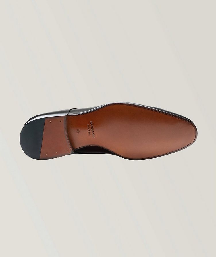 Chaussure lacée en cuir image 2