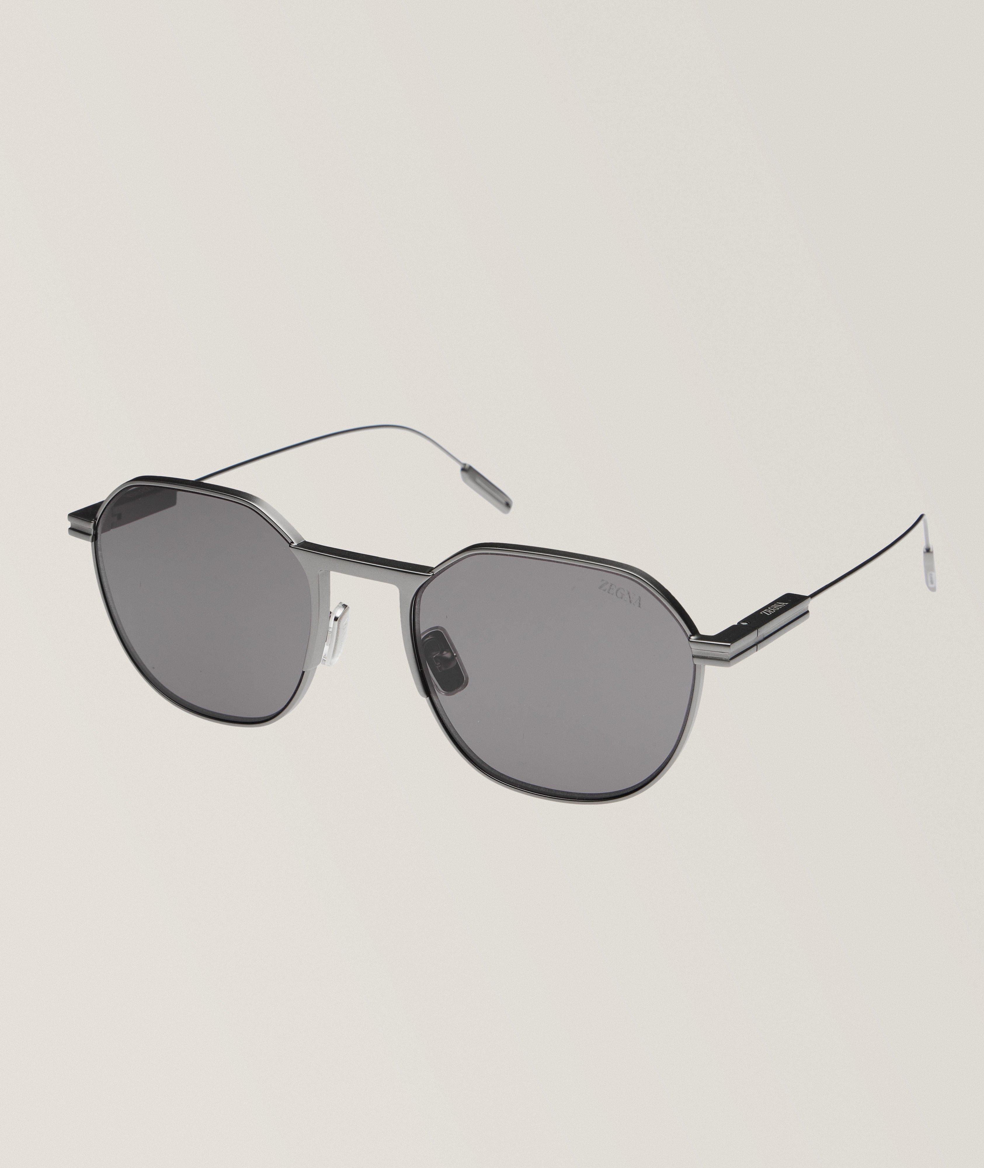 Brushed Gunmetal Smoke Lens Round Sunglasess image 0