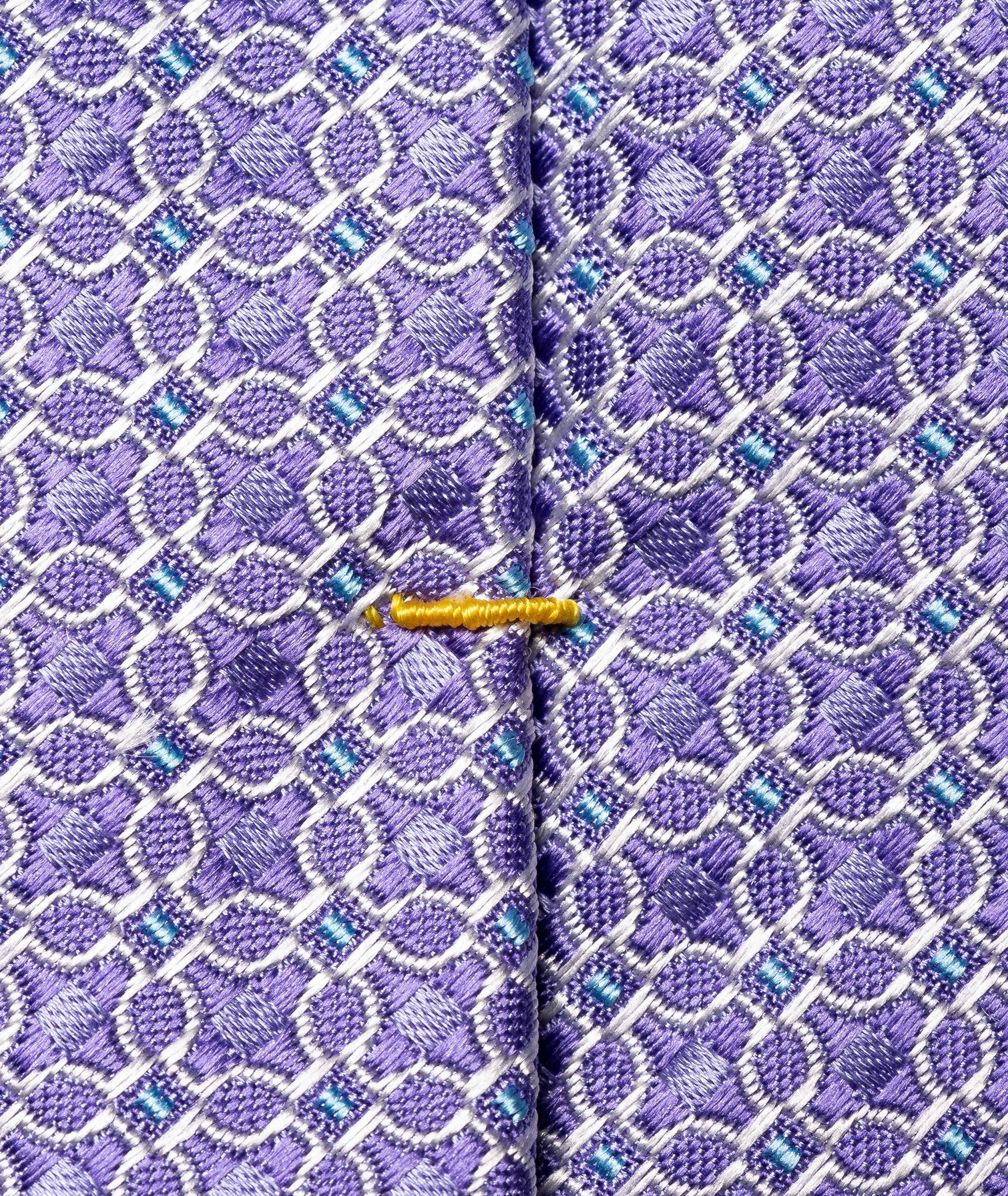 Cravate en soie à motif géométrique image 1
