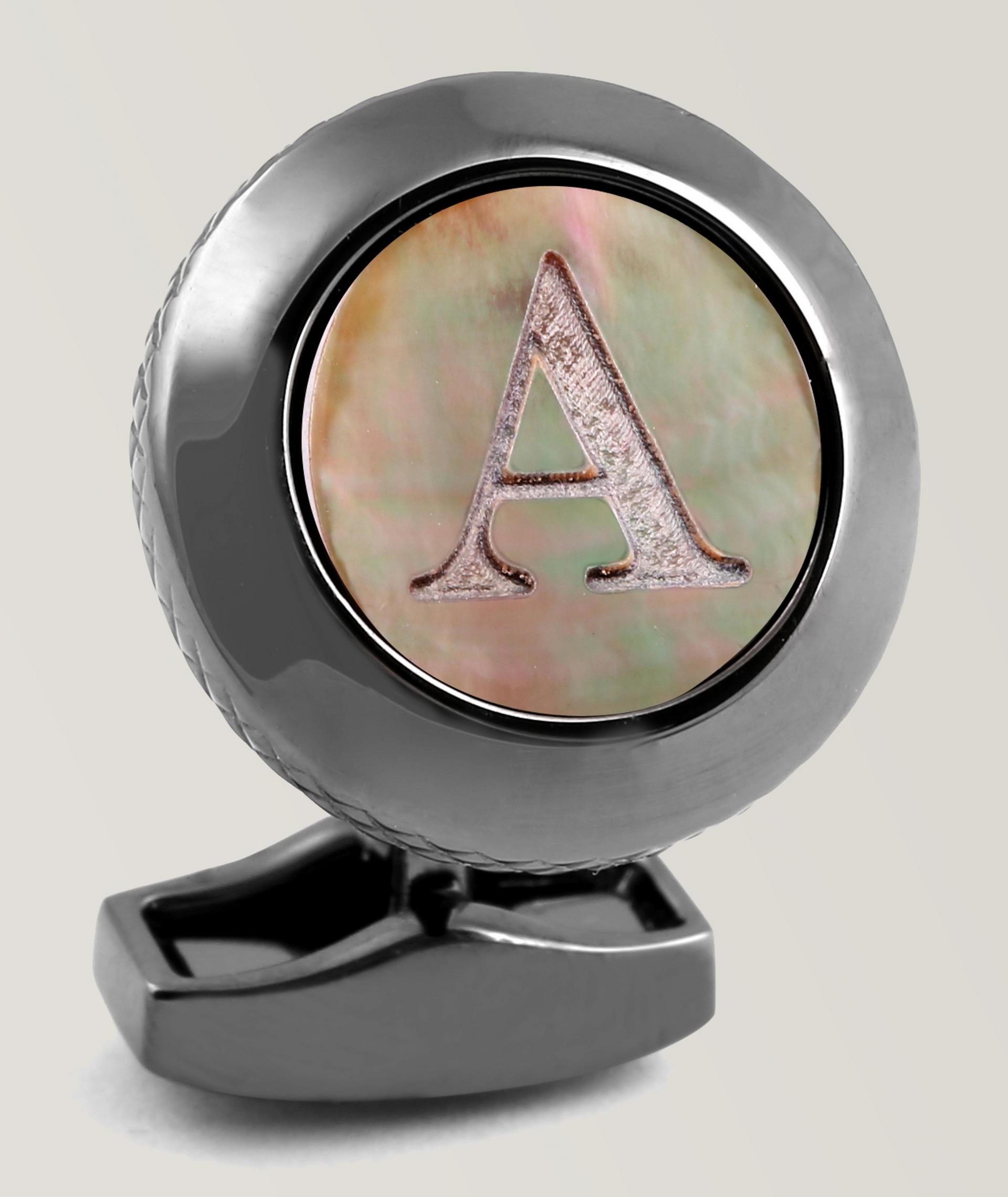 Bouton de manchette avec lettre 'A' gravée image 0