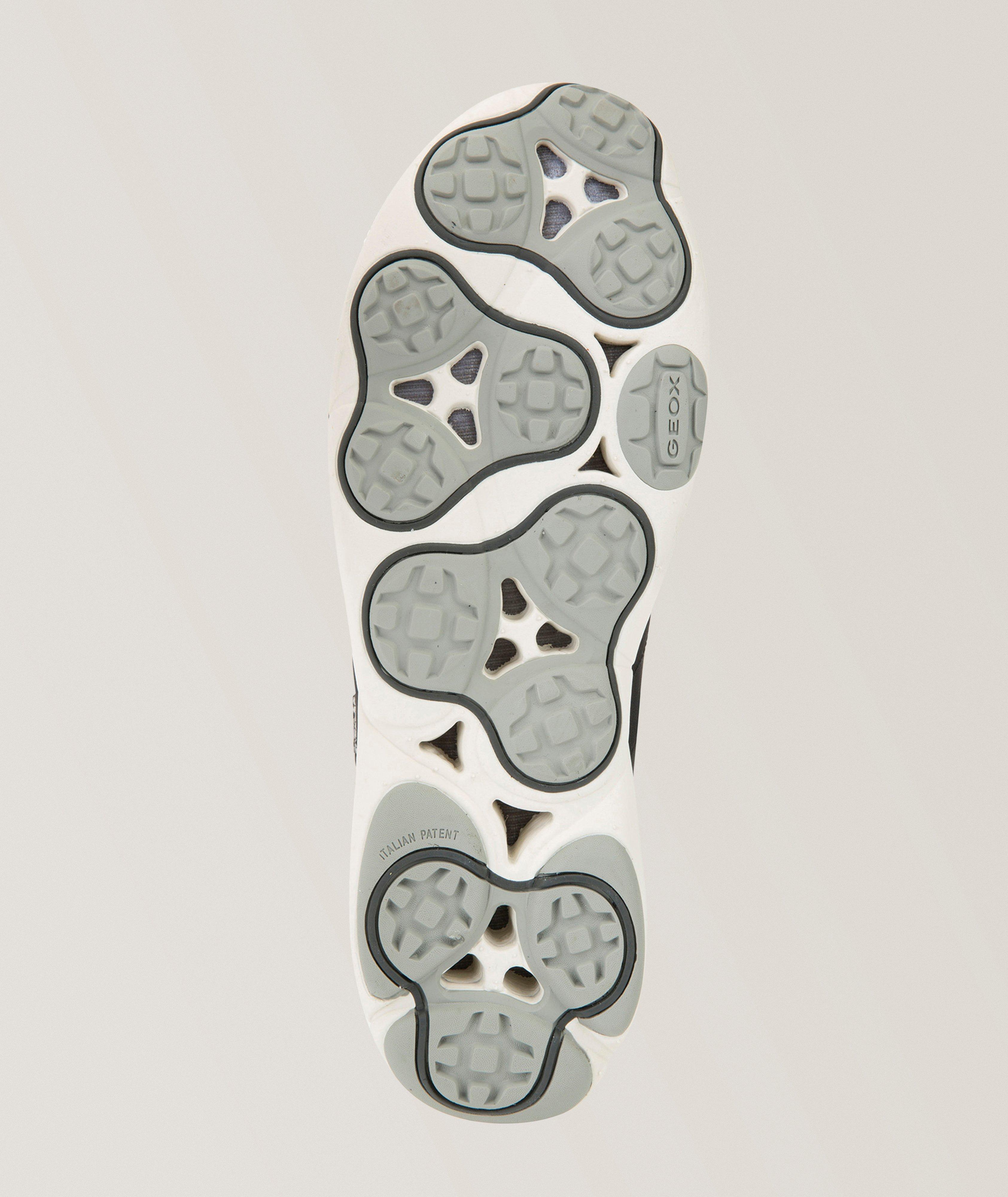 Thumbnail to select image 7