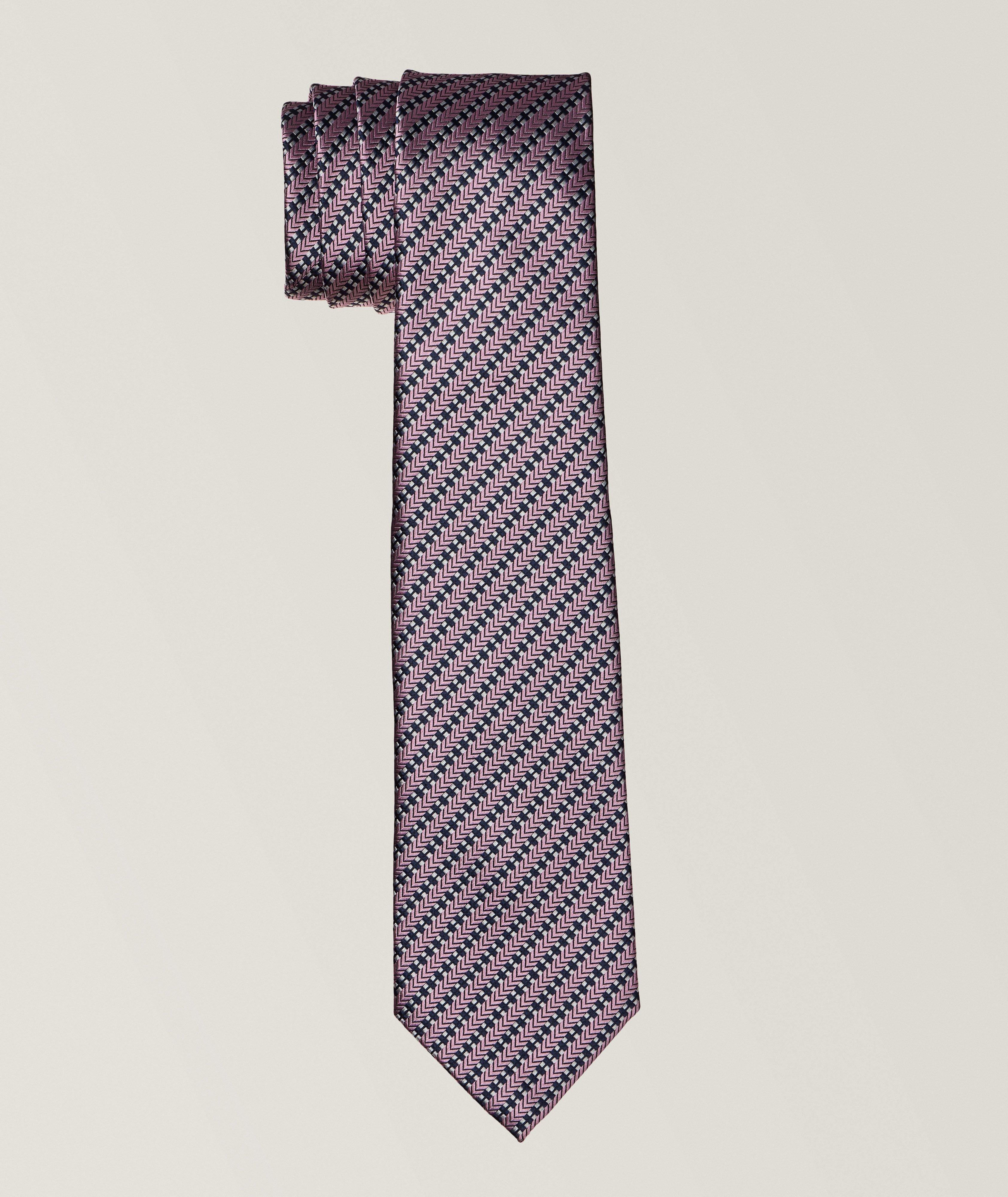 Cravate en soie à motif de chevrons et à cinq plis image 0