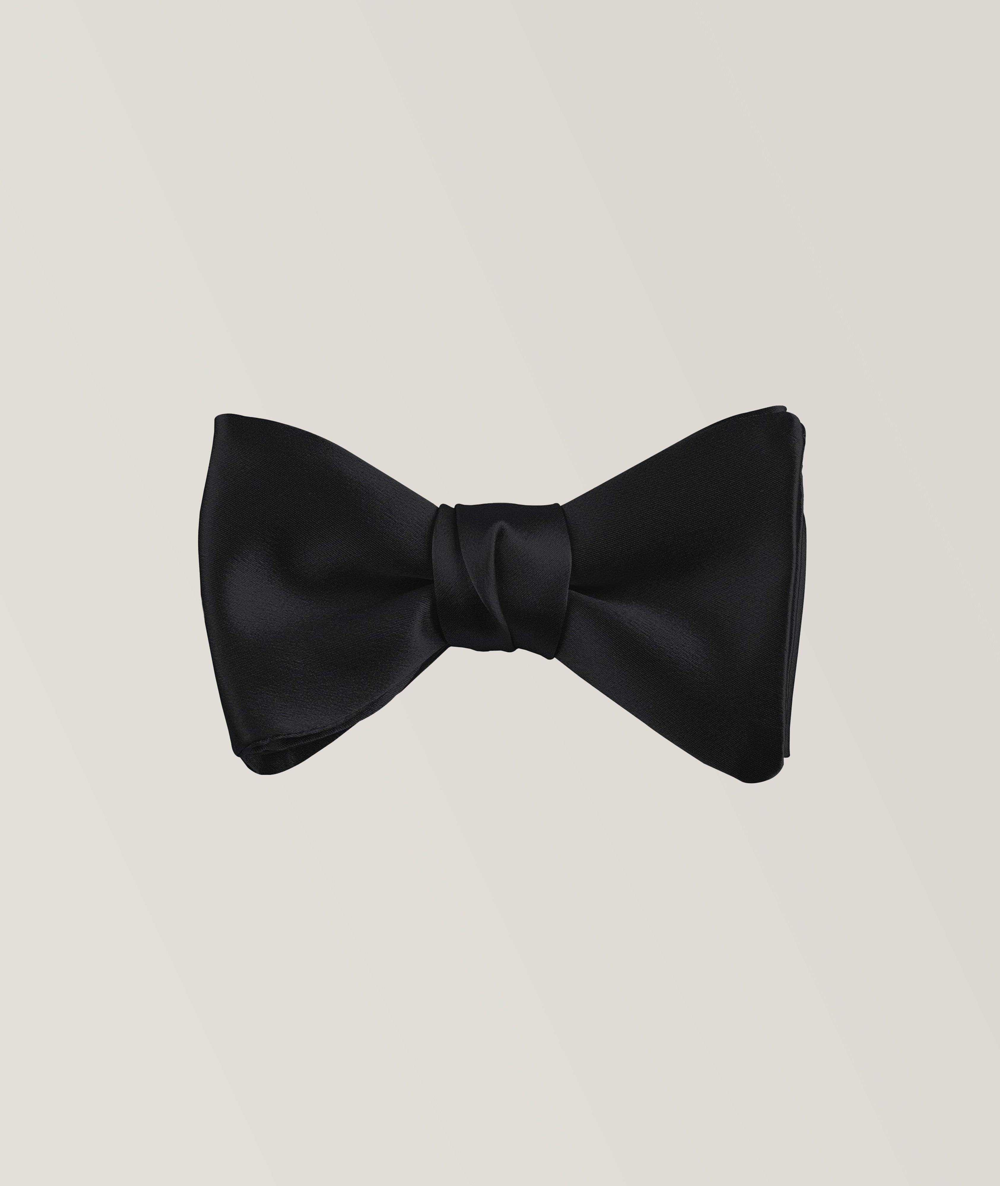 Woven Silk Jacquard Pre-Tied Bow Tie image 0