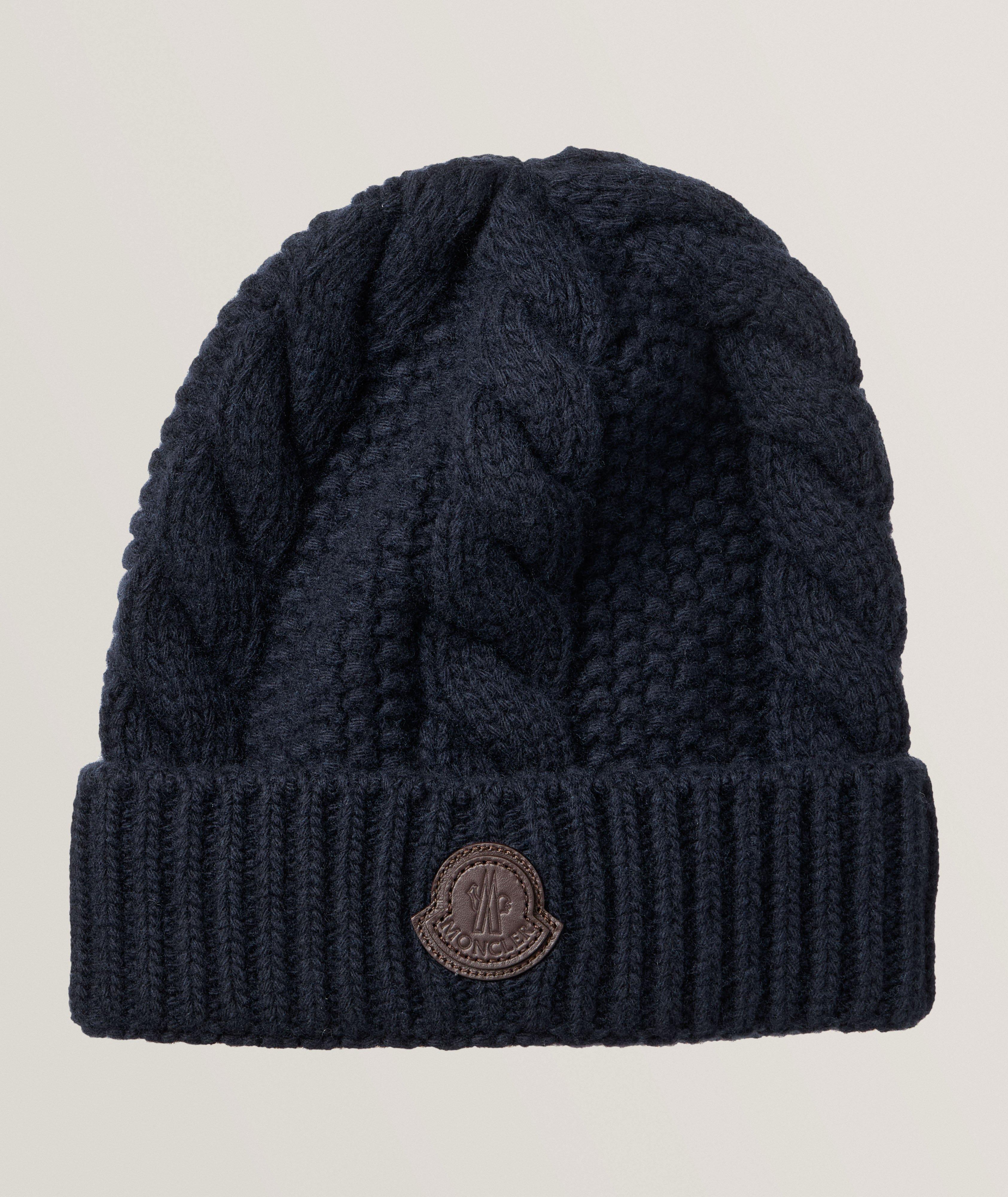 Tuque en tricot torsadé avec écusson de marque image 0