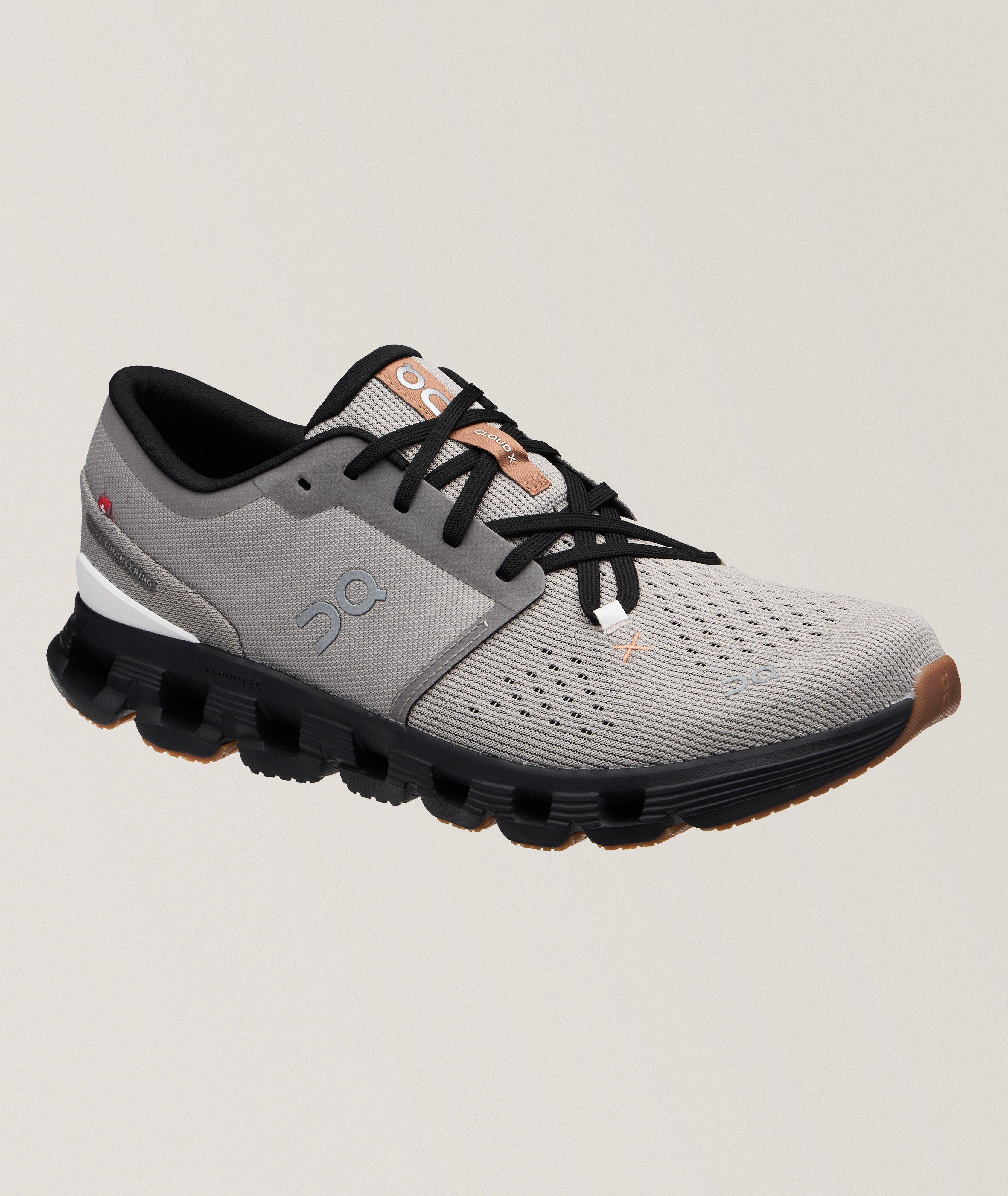 On Chaussure sport Cloud X4