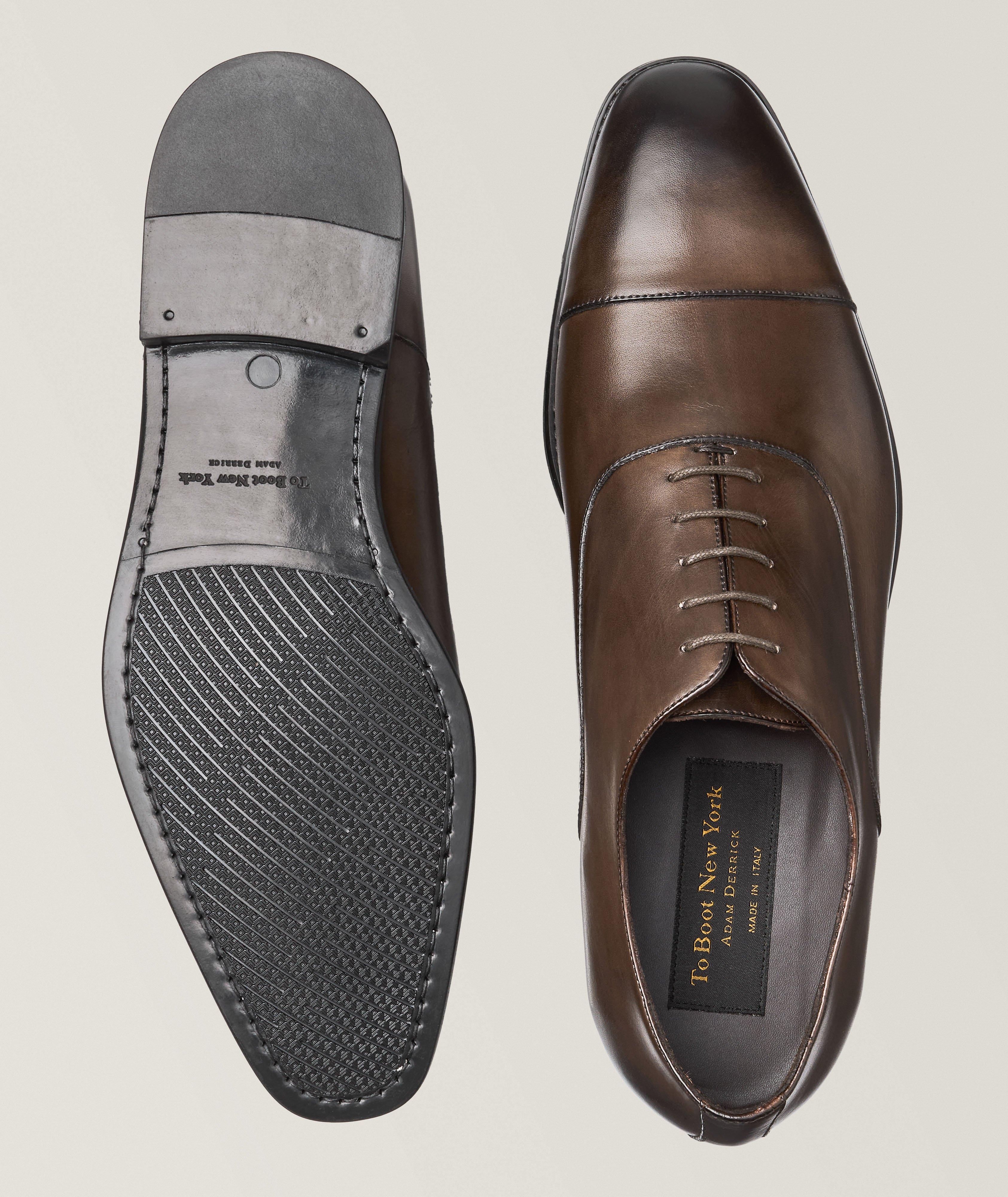 Chaussure lacée en cuir image 2