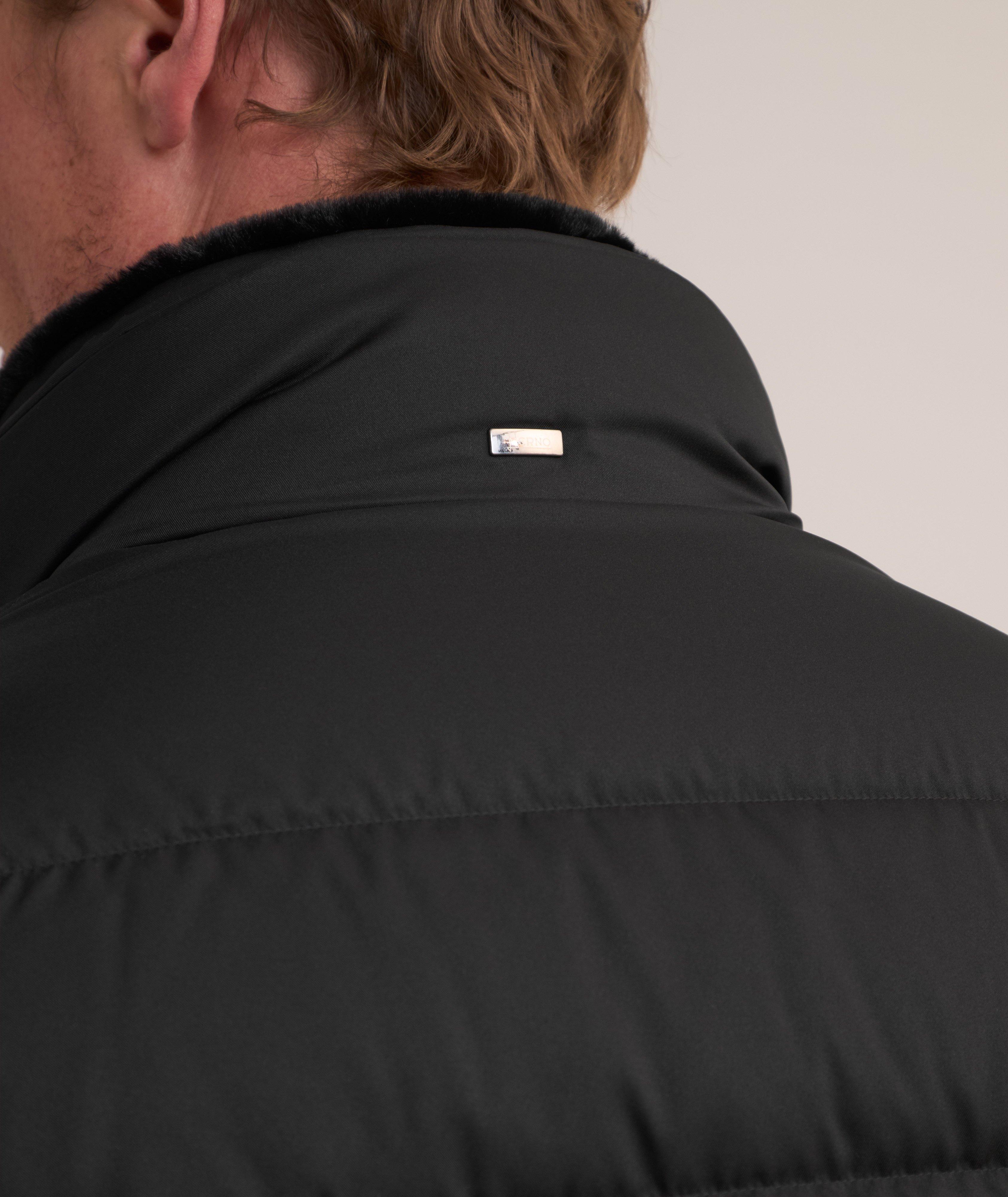 Blouson matelassé à détail en fausse fourrure image 3