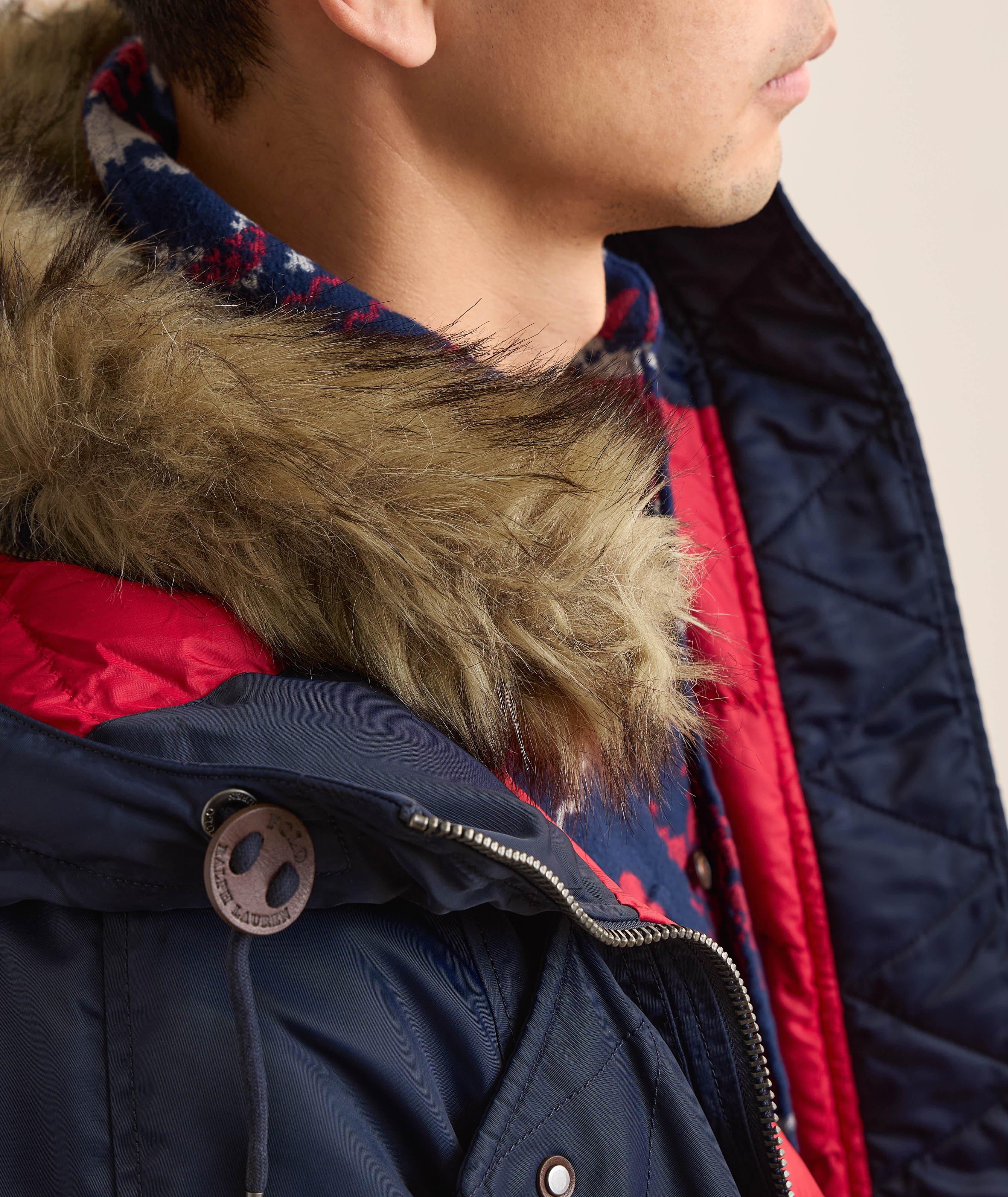 Manteau de duvet à capuchon à détail en fausse fourrure image 5