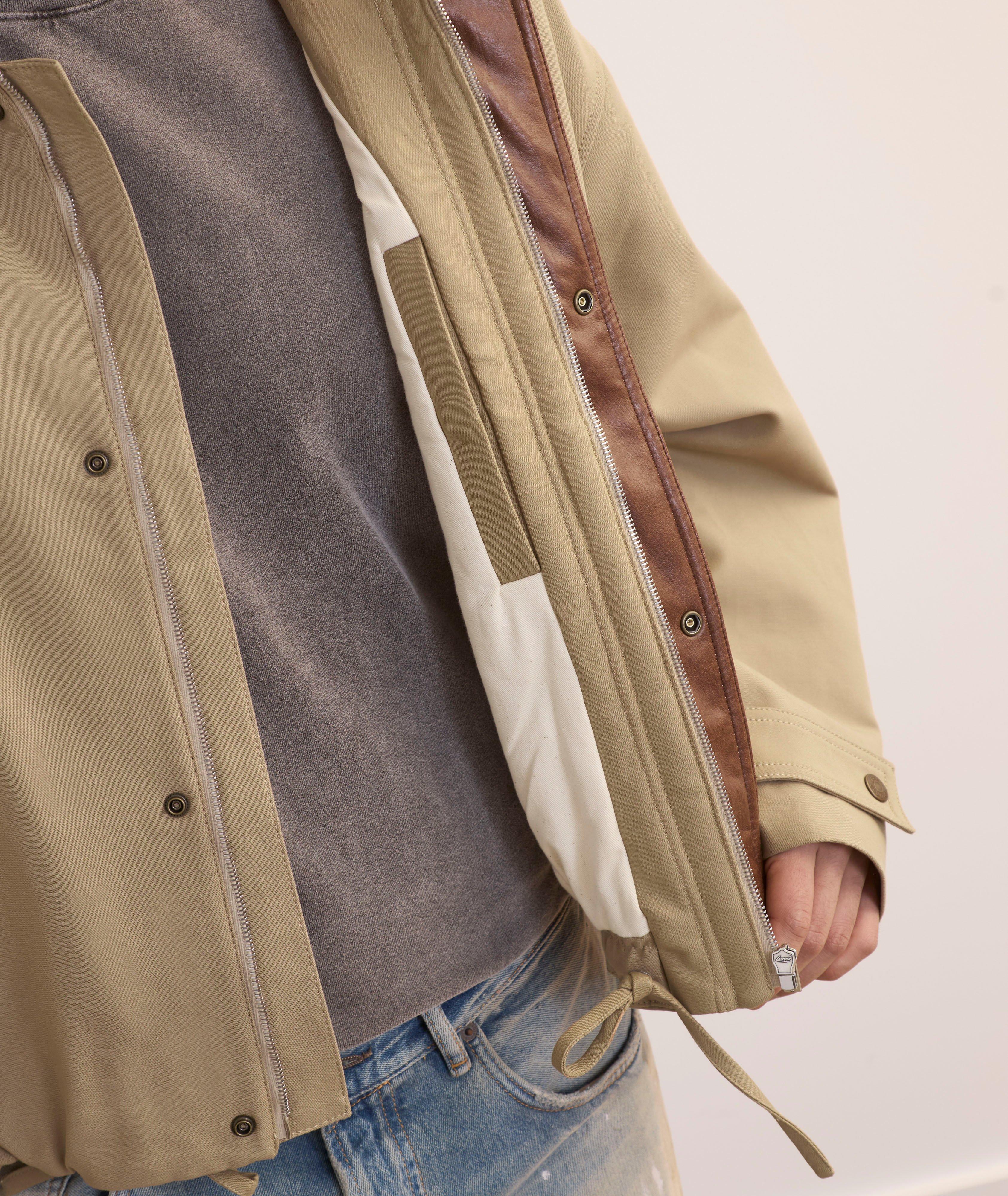 Blouson écourté à col en cuir image 6