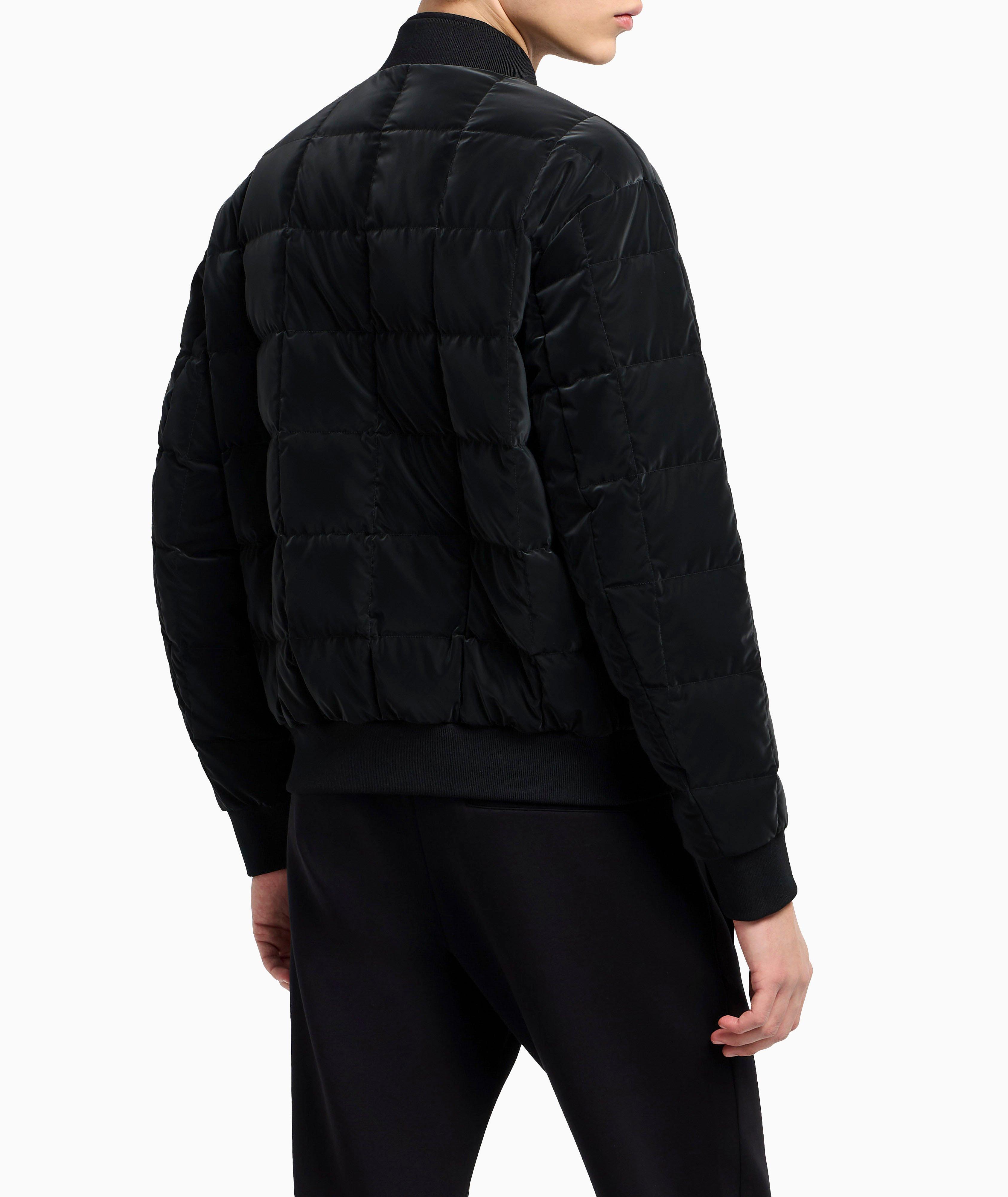 DOWN JACKET image 3