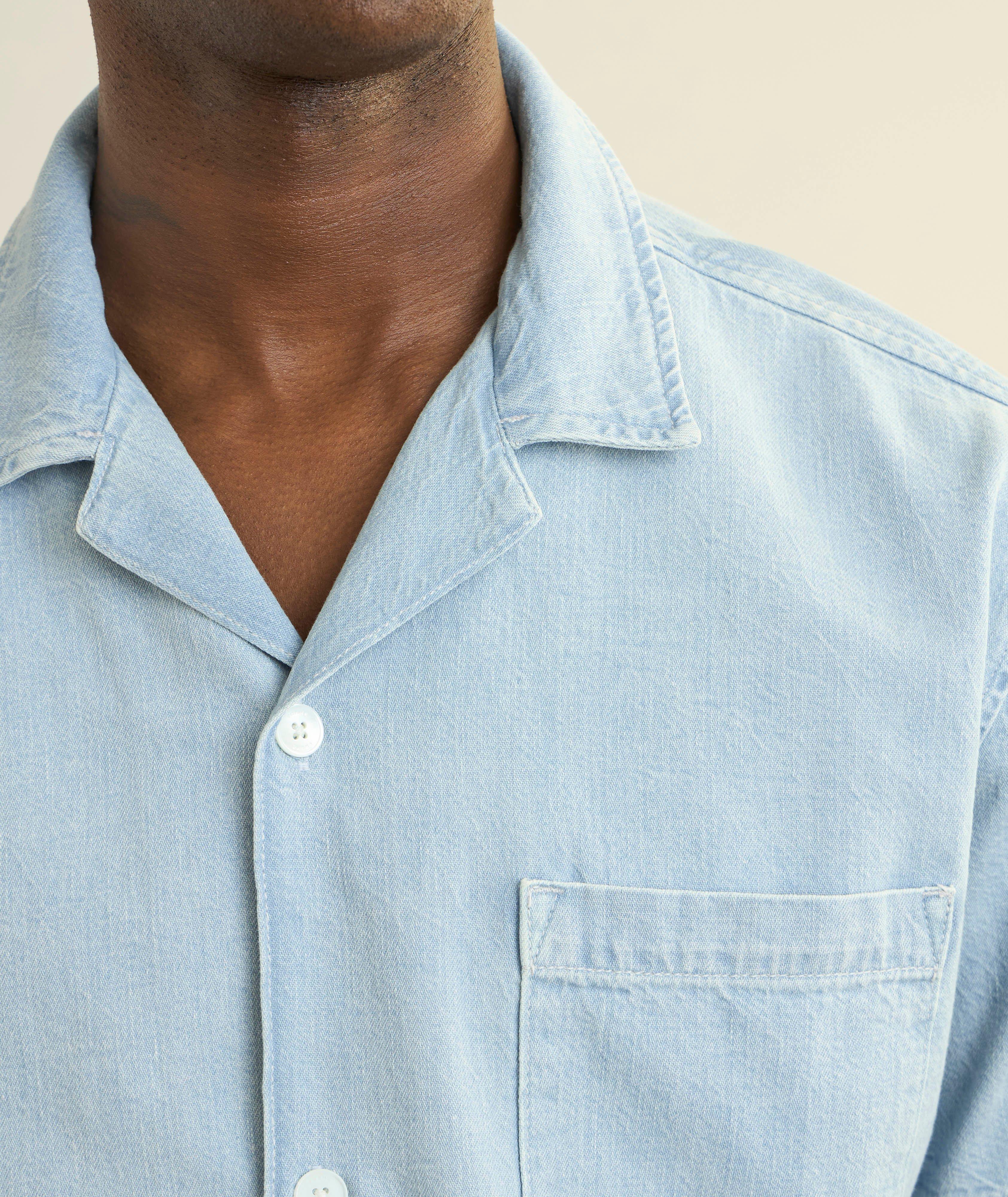 Chemise en denim à col cubain image 3