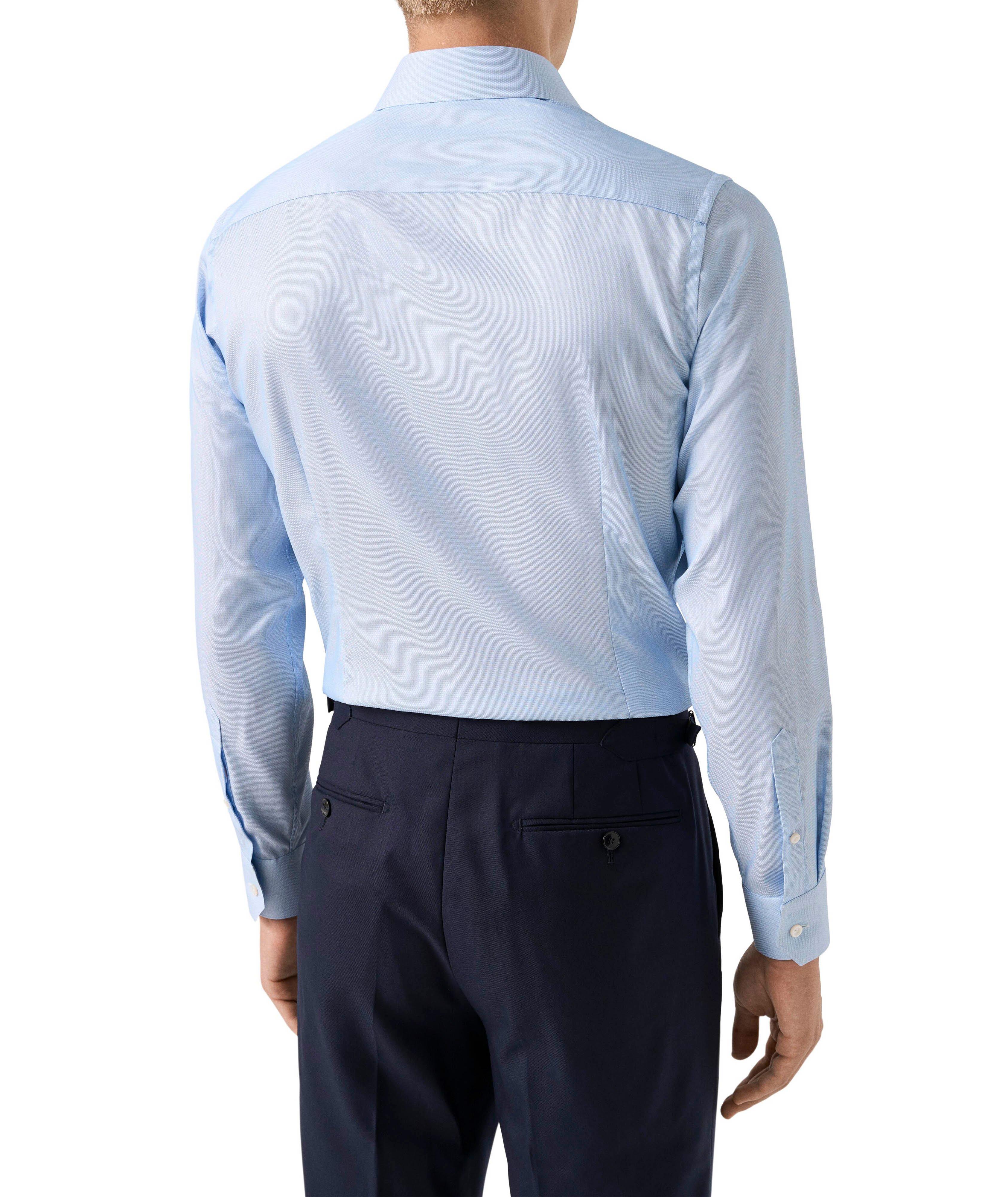 Chemise habillée texturée de coupe amincie image 3