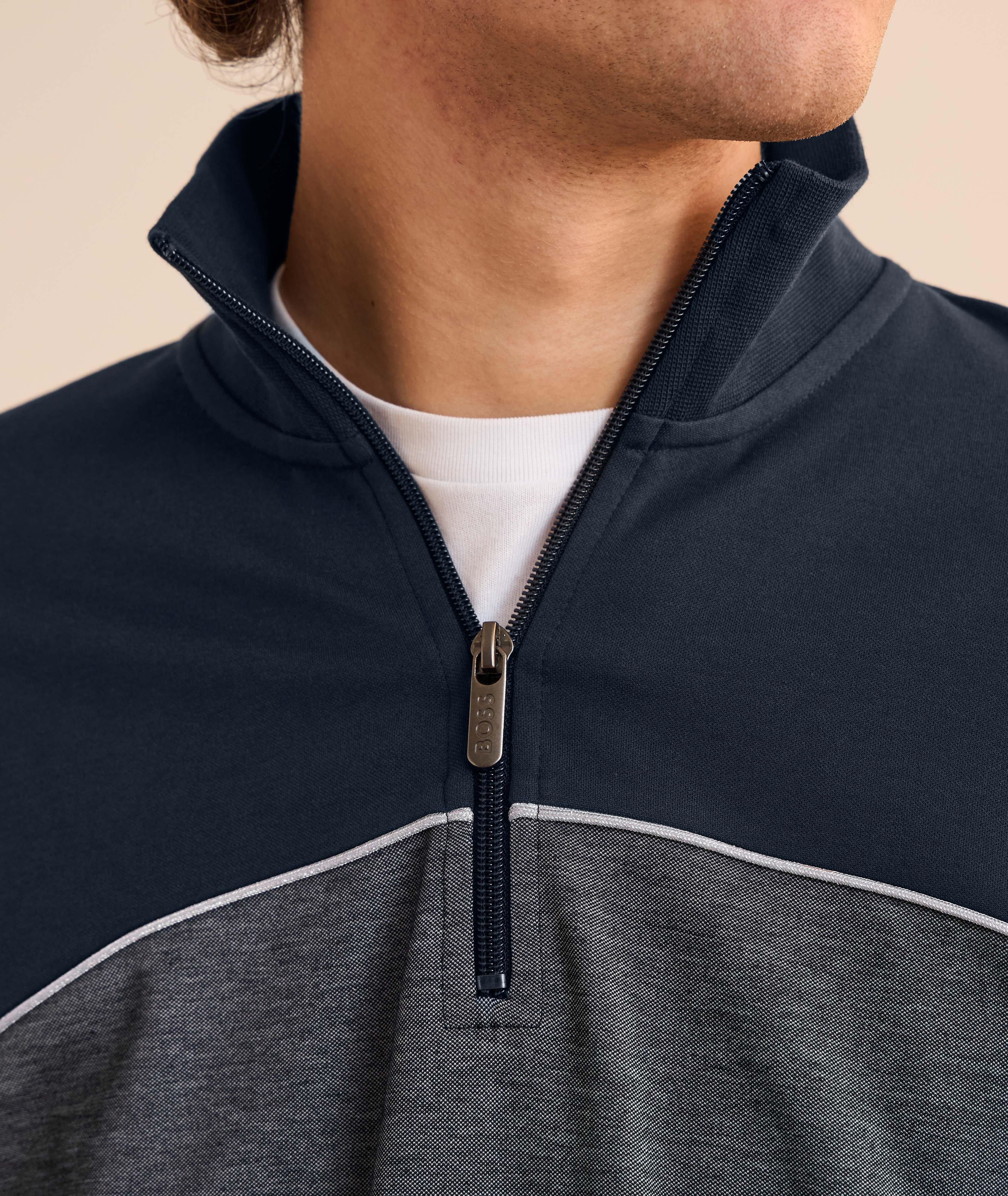 Thumbnail to select image 4