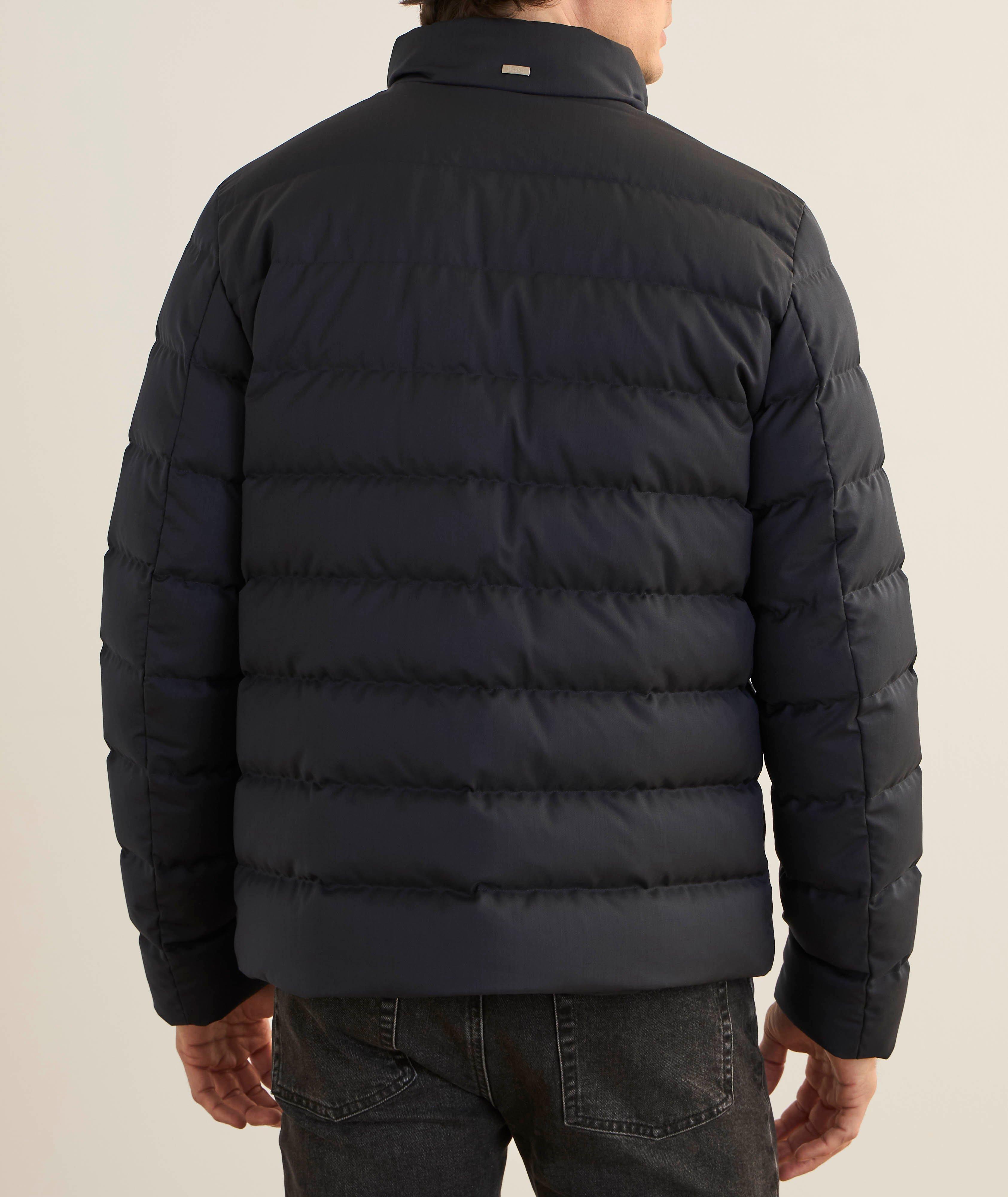 Blouson matelassé en duvet coupe classique image 2