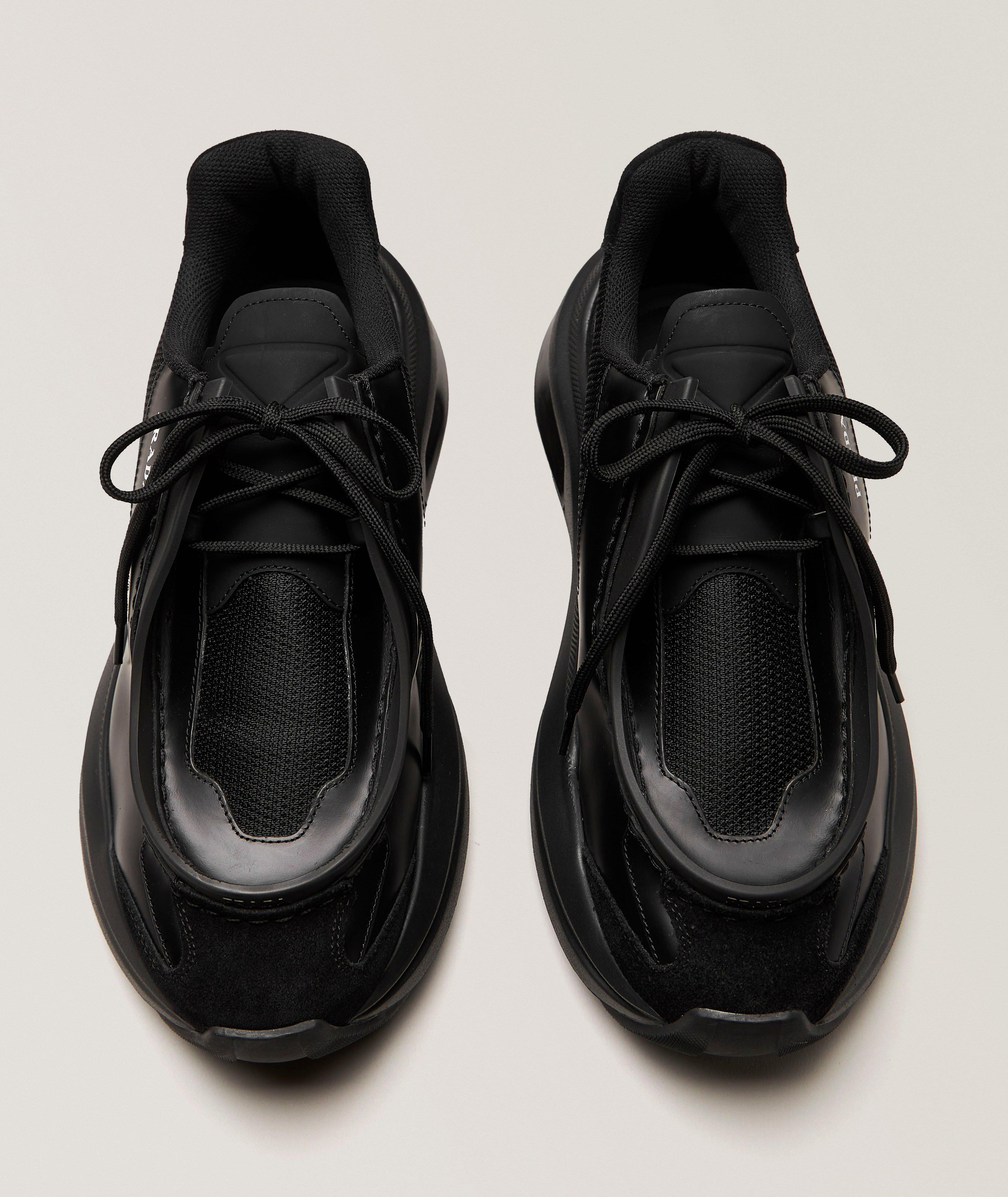 Chaussure sport en cuir brossé image 1