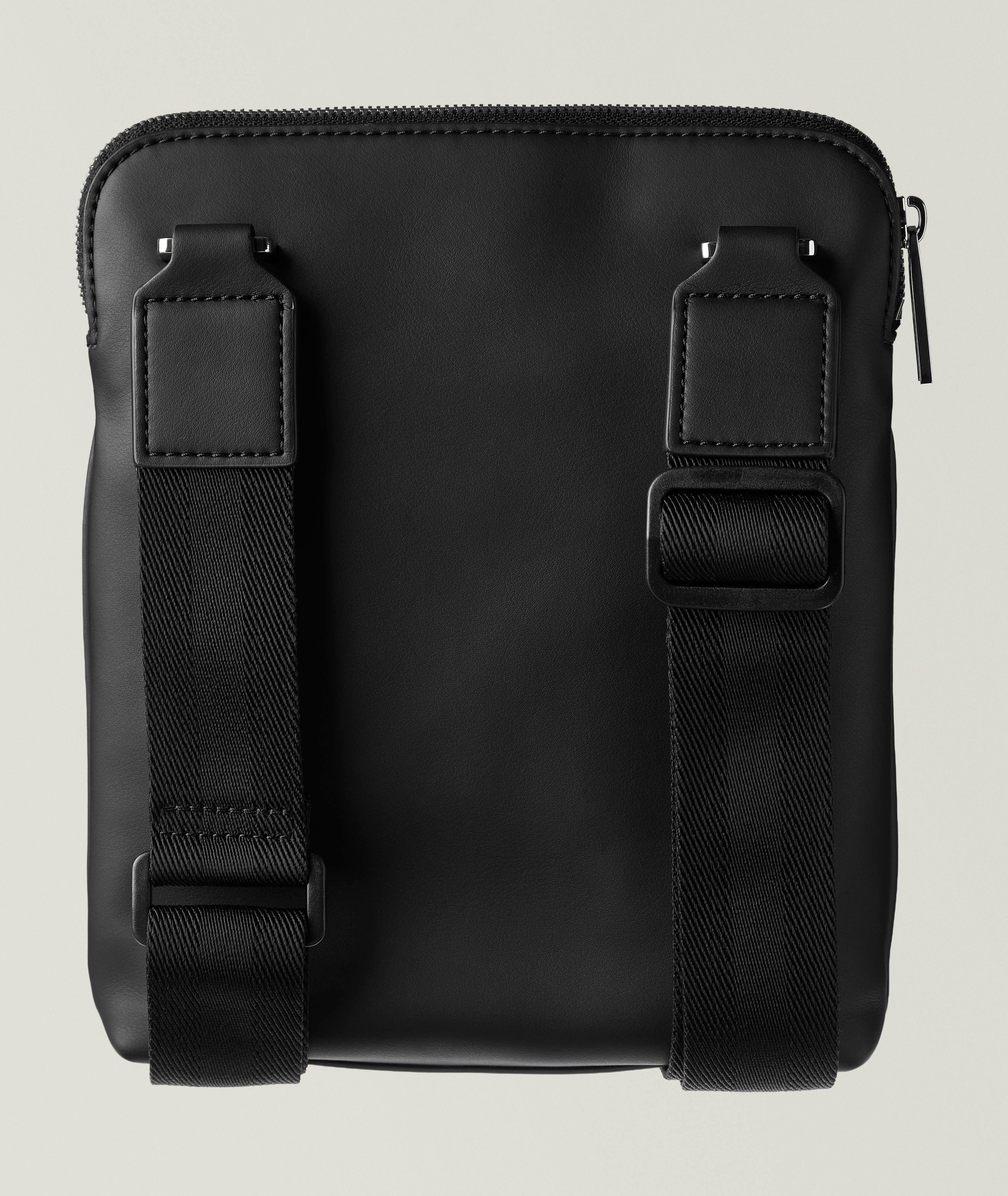 Sac enveloppe Ray en similicuir à rayure monogrammée image 1