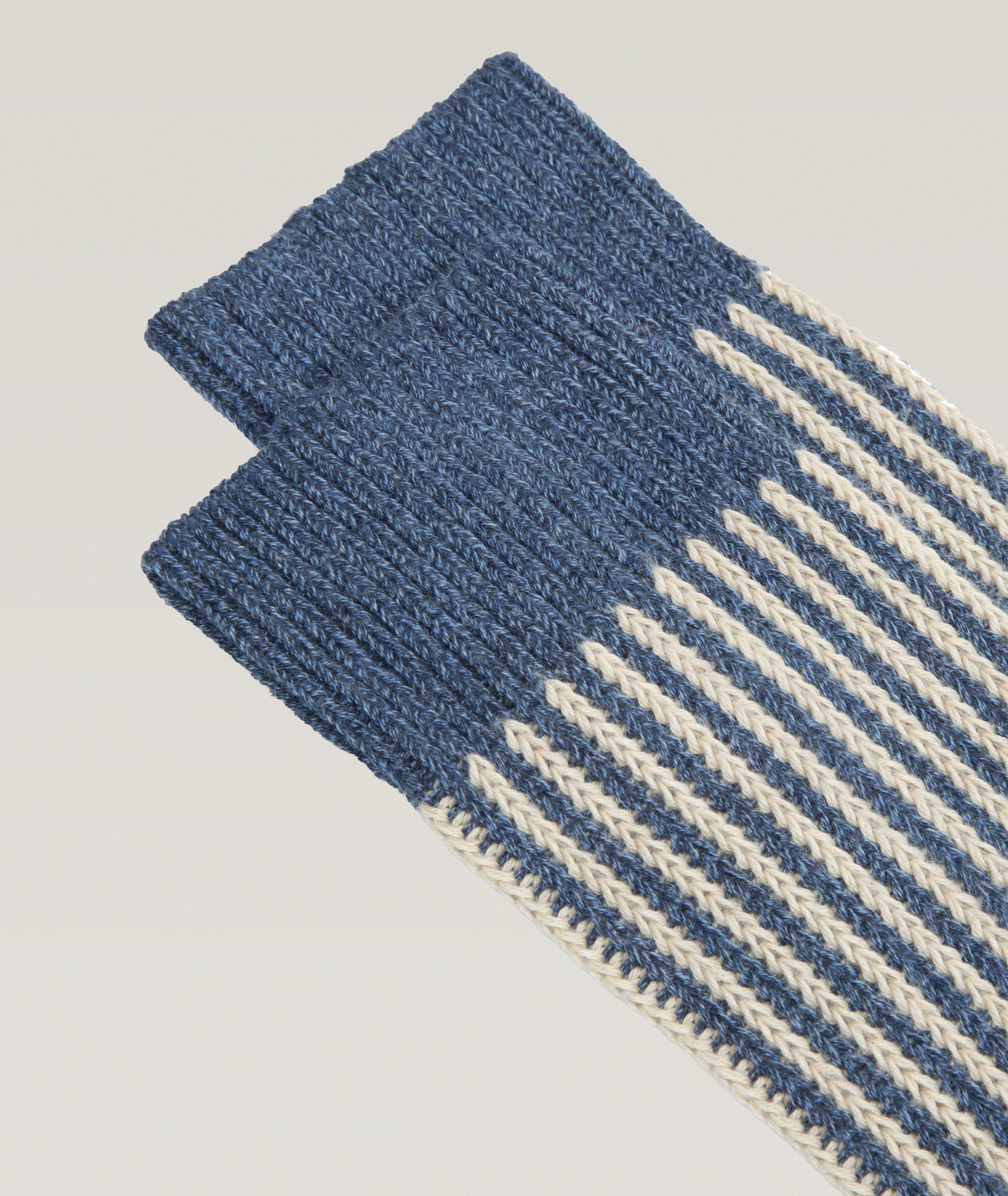 Thumbnail to select image 2