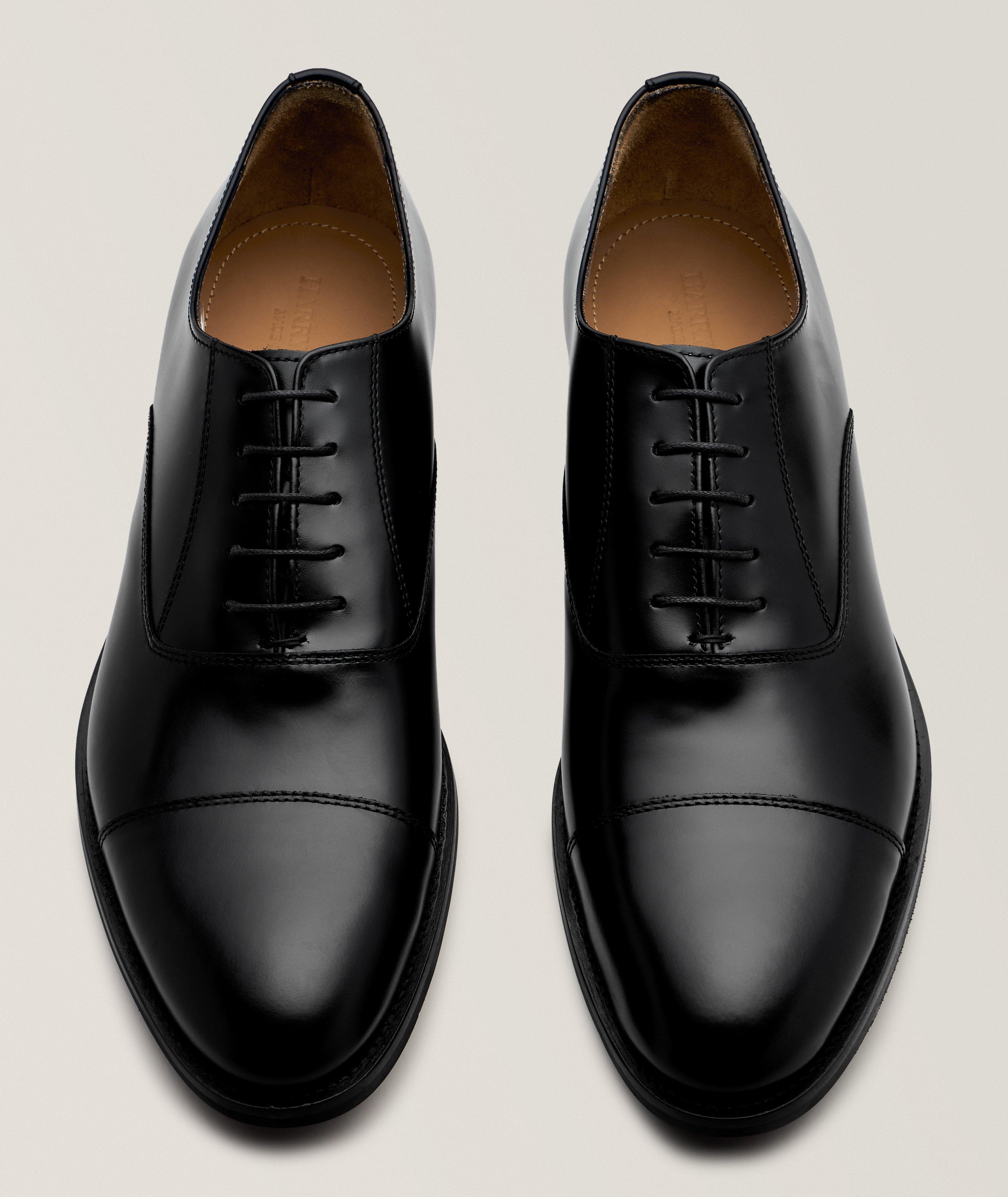 Chaussure lacée en cuir à bout rapporté image 1