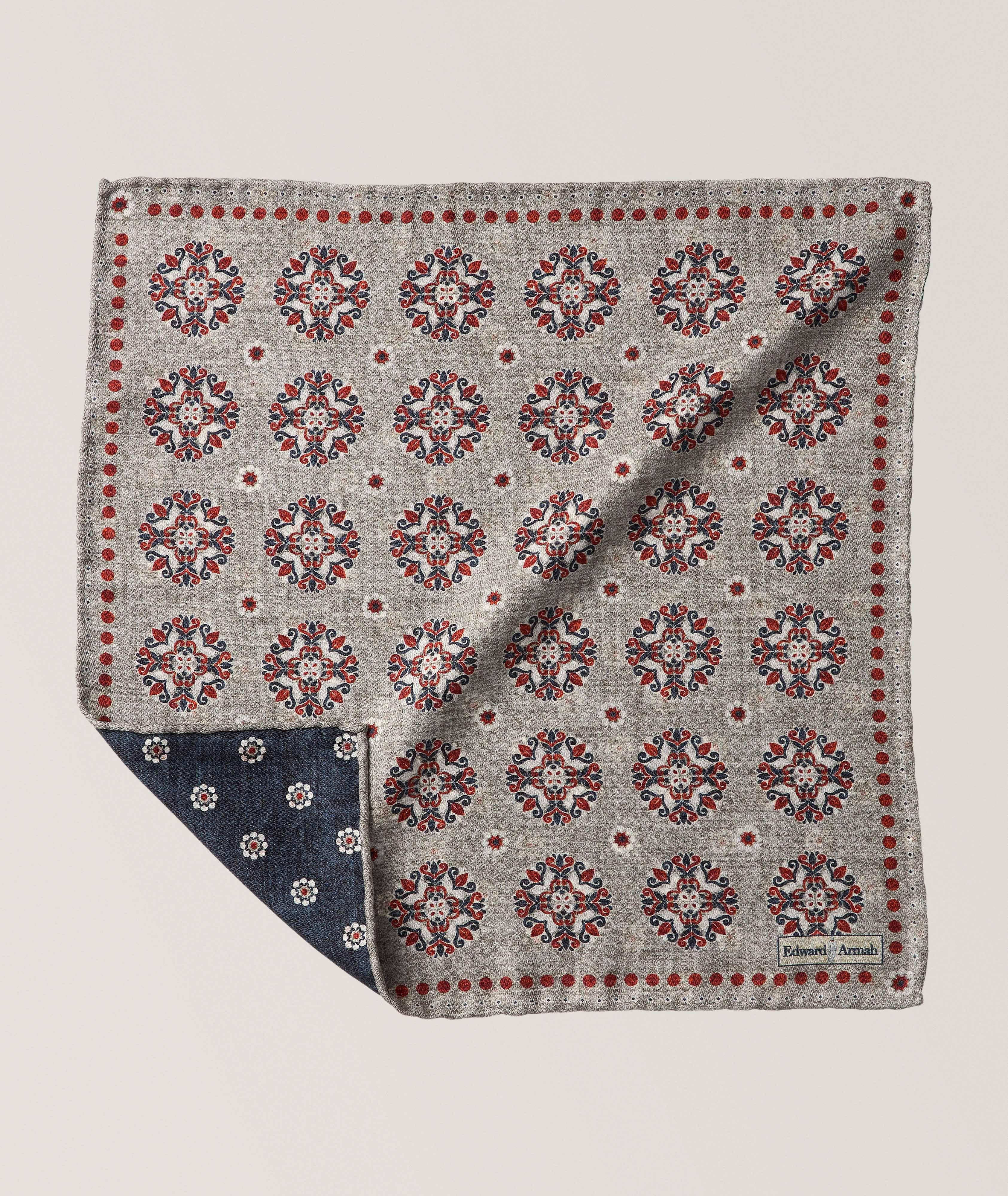 Pochette de costume en soie réversible à motif médaillon image 0