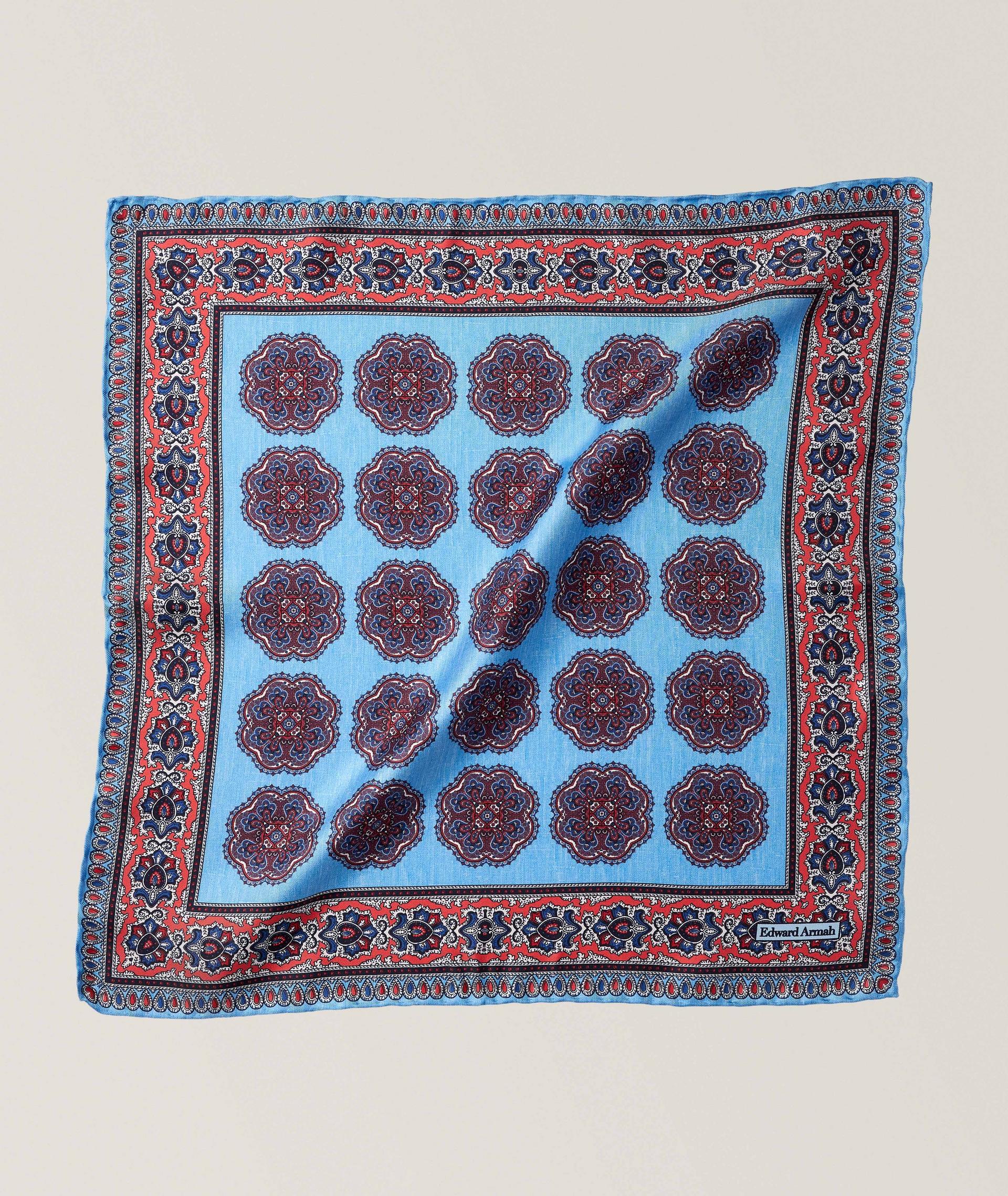 Pochette de costume en soie à bordure médaillon image 0