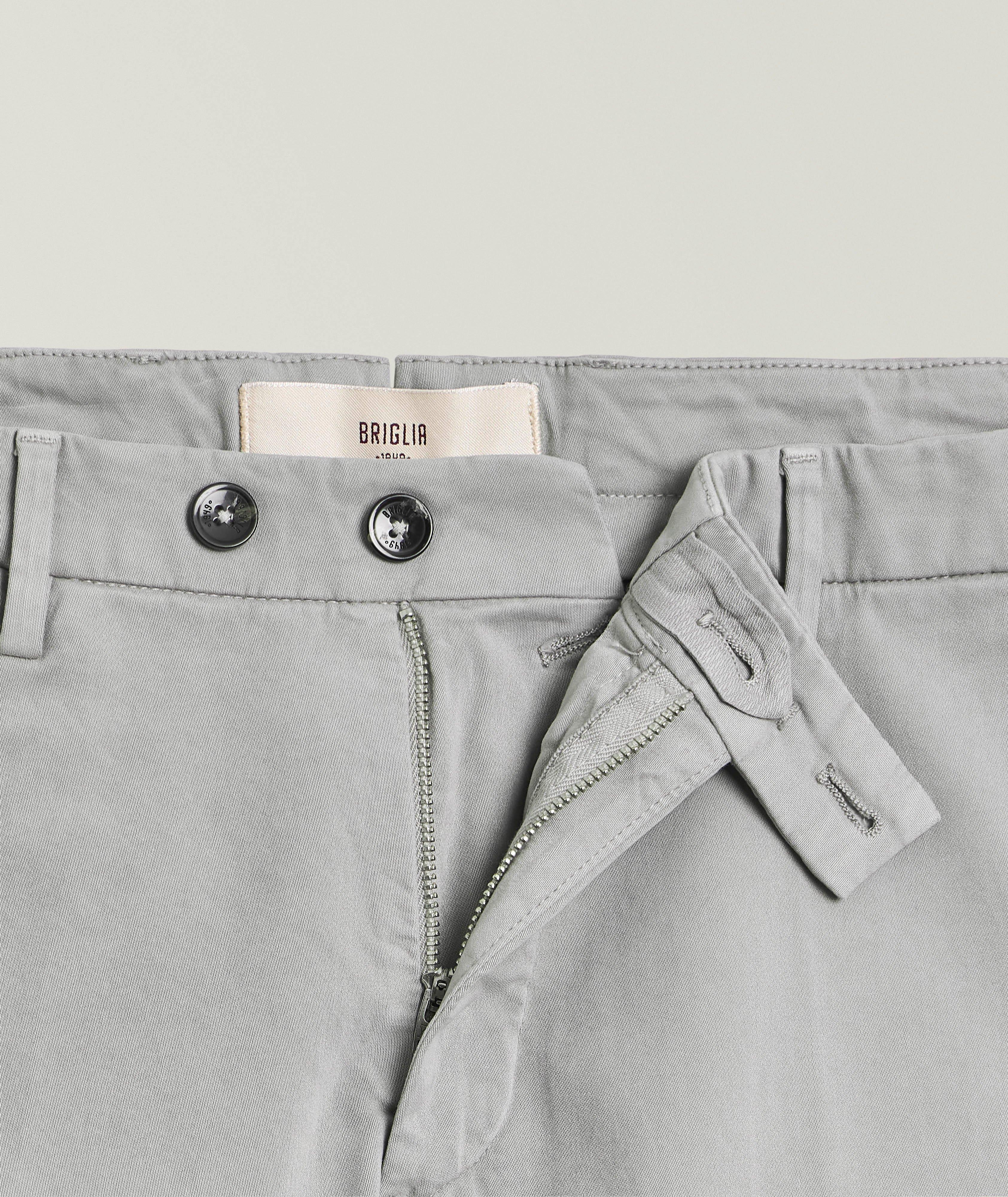 Chino ajusté en coton stretch image 1