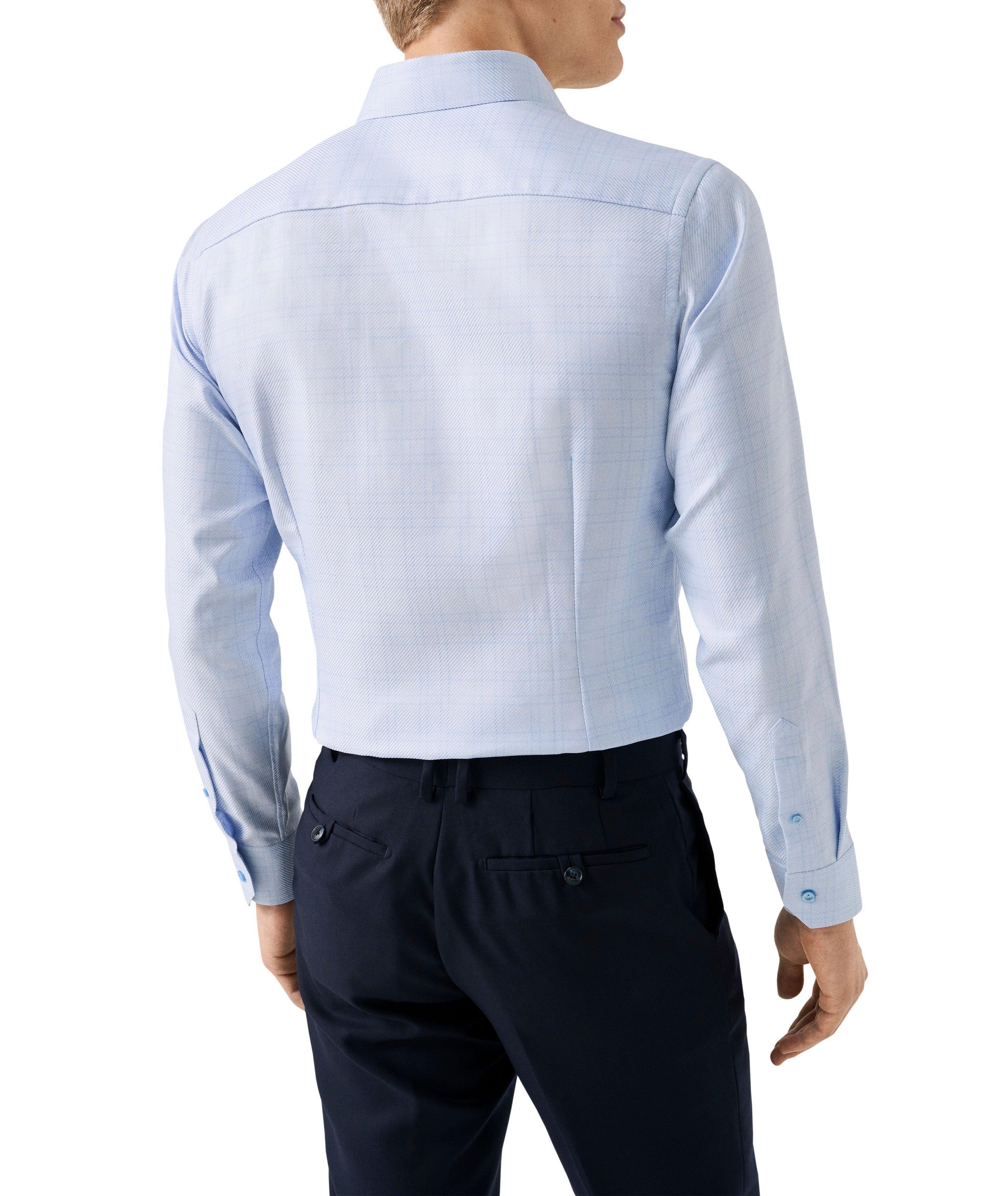 Chemise habillée à carreaux en sergé King coupe ajustée image 3
