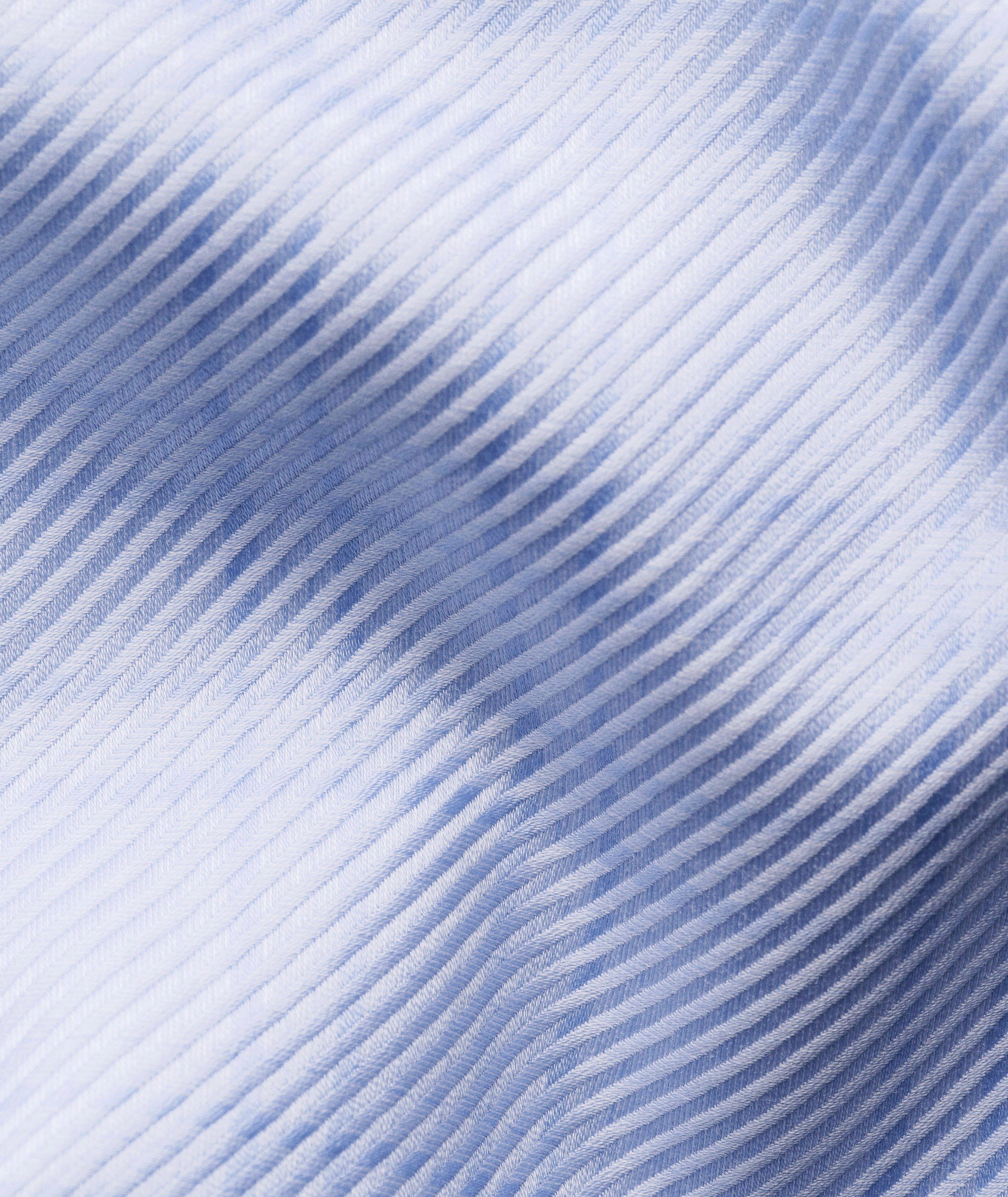 Chemise habillée à carreaux en sergé King coupe ajustée image 6