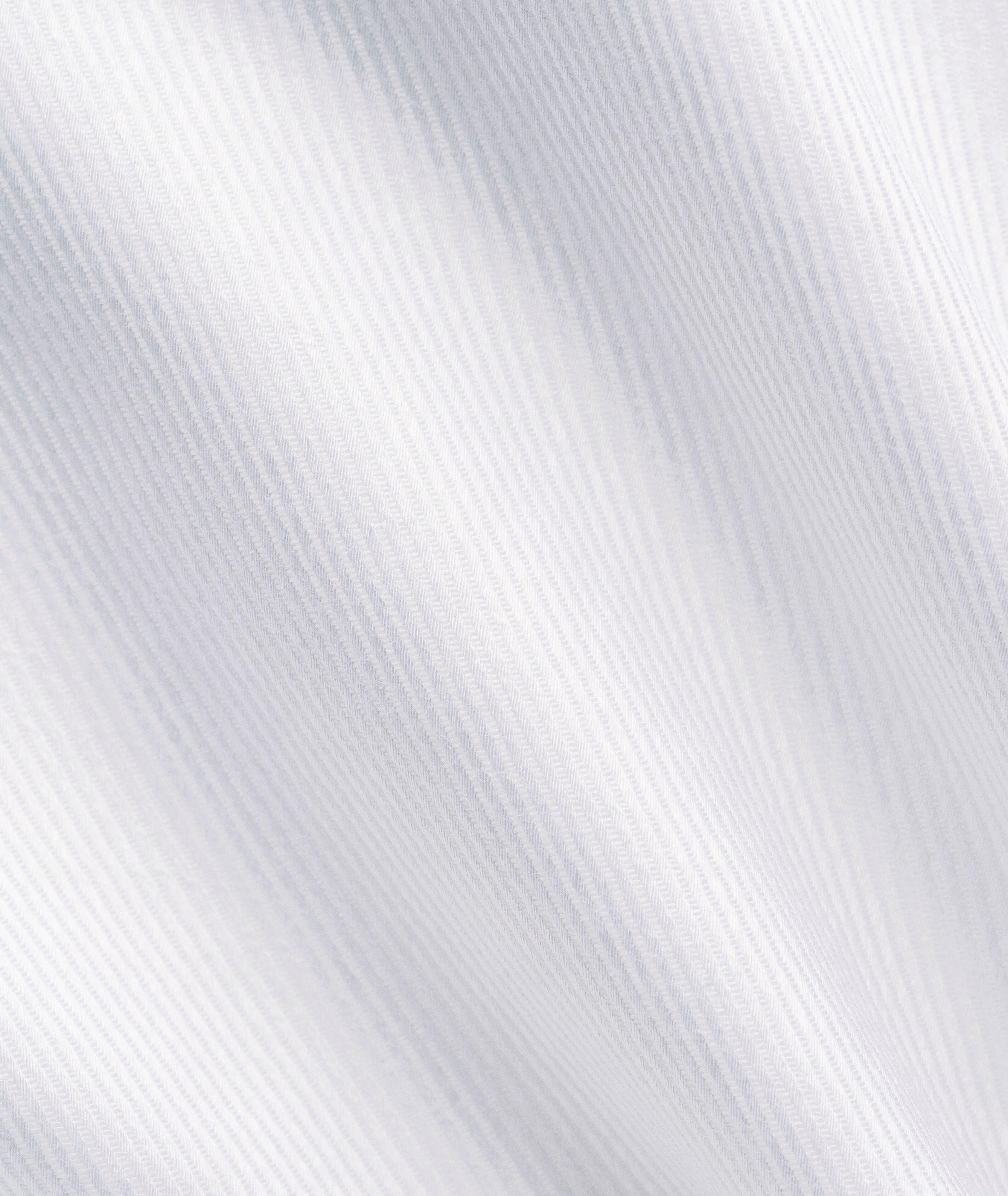 Chemise habillée en twill de coupe amincie image 2