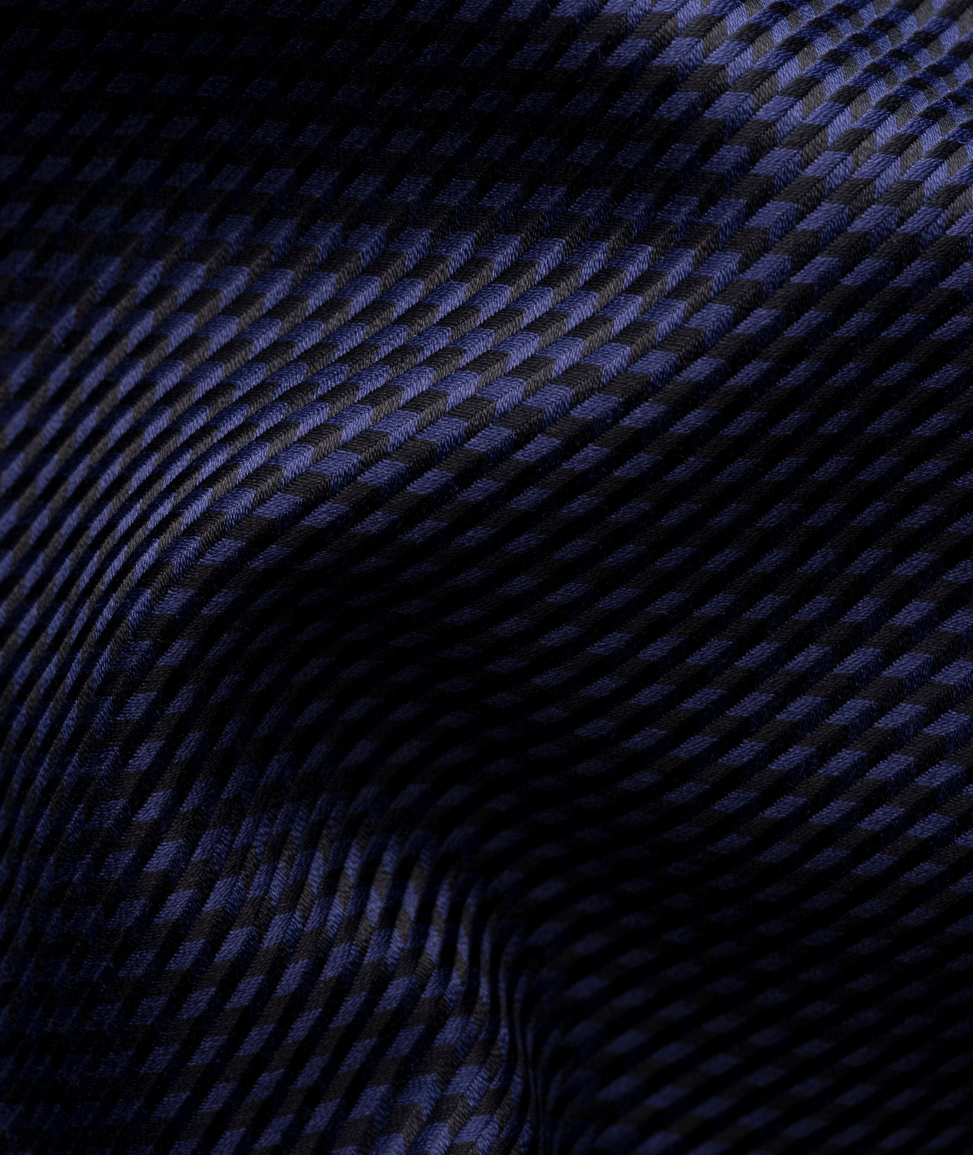 Thumbnail to select image 3