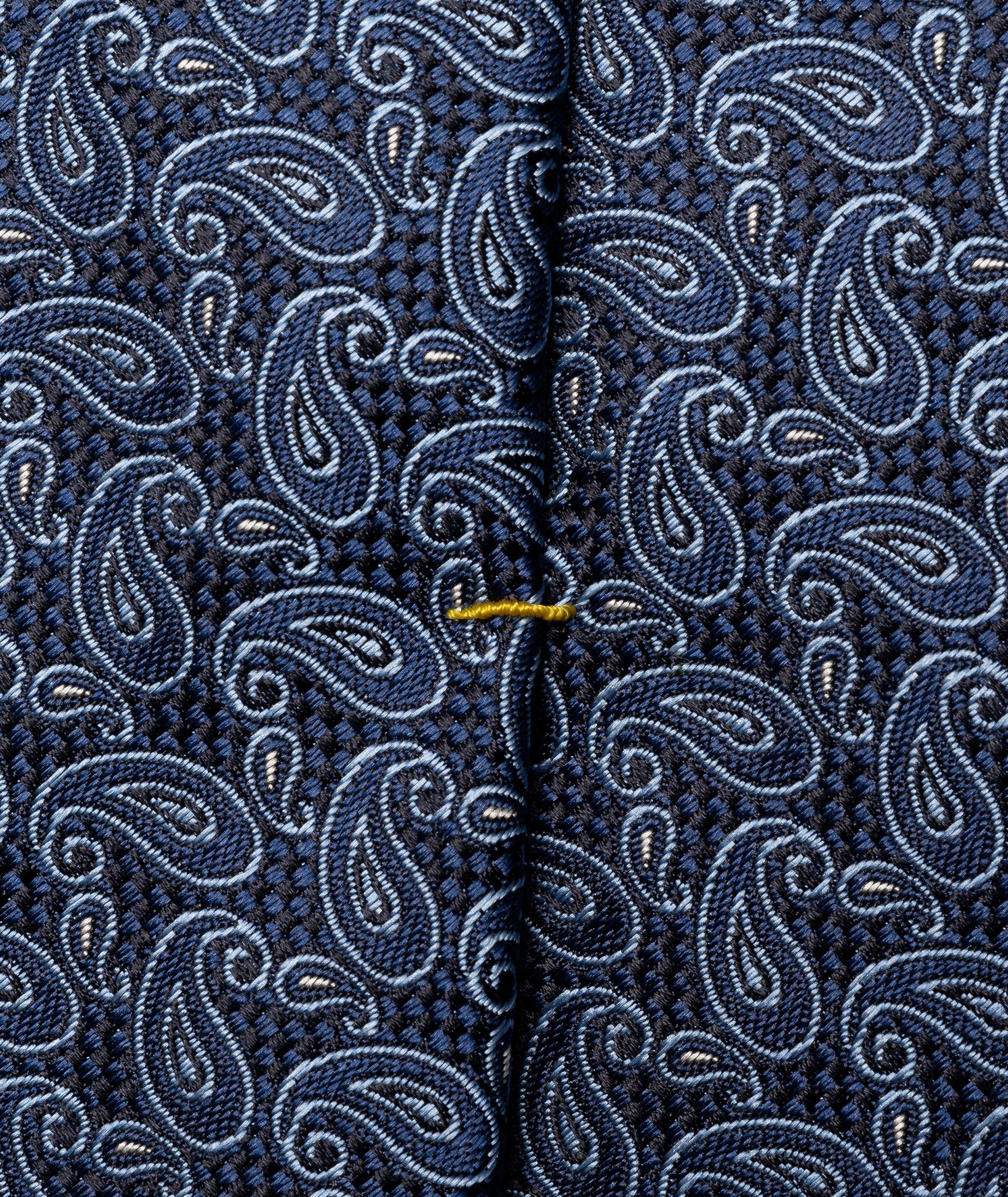 Cravate en soie à motif paisley image 3