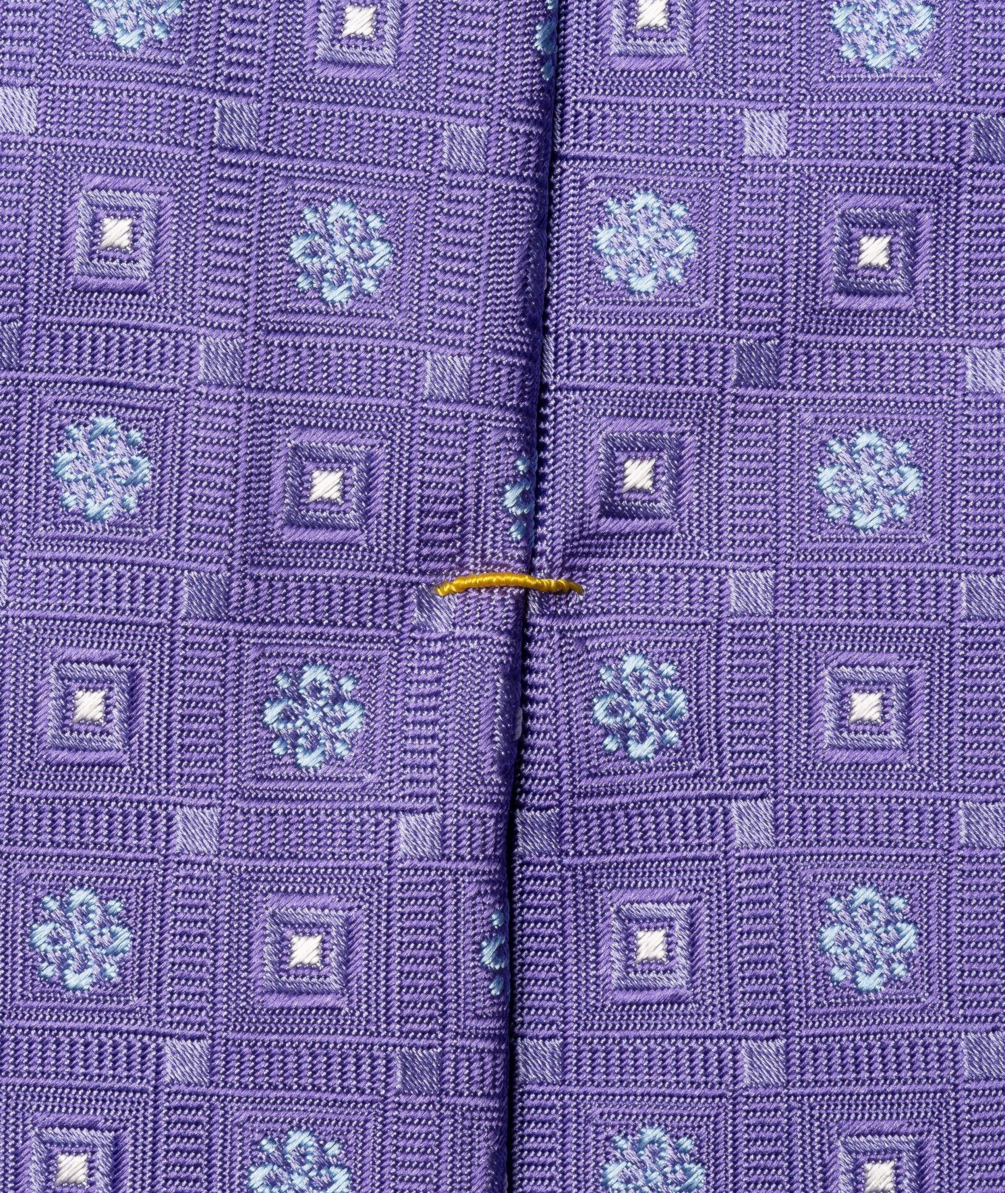 Thumbnail to select image 4