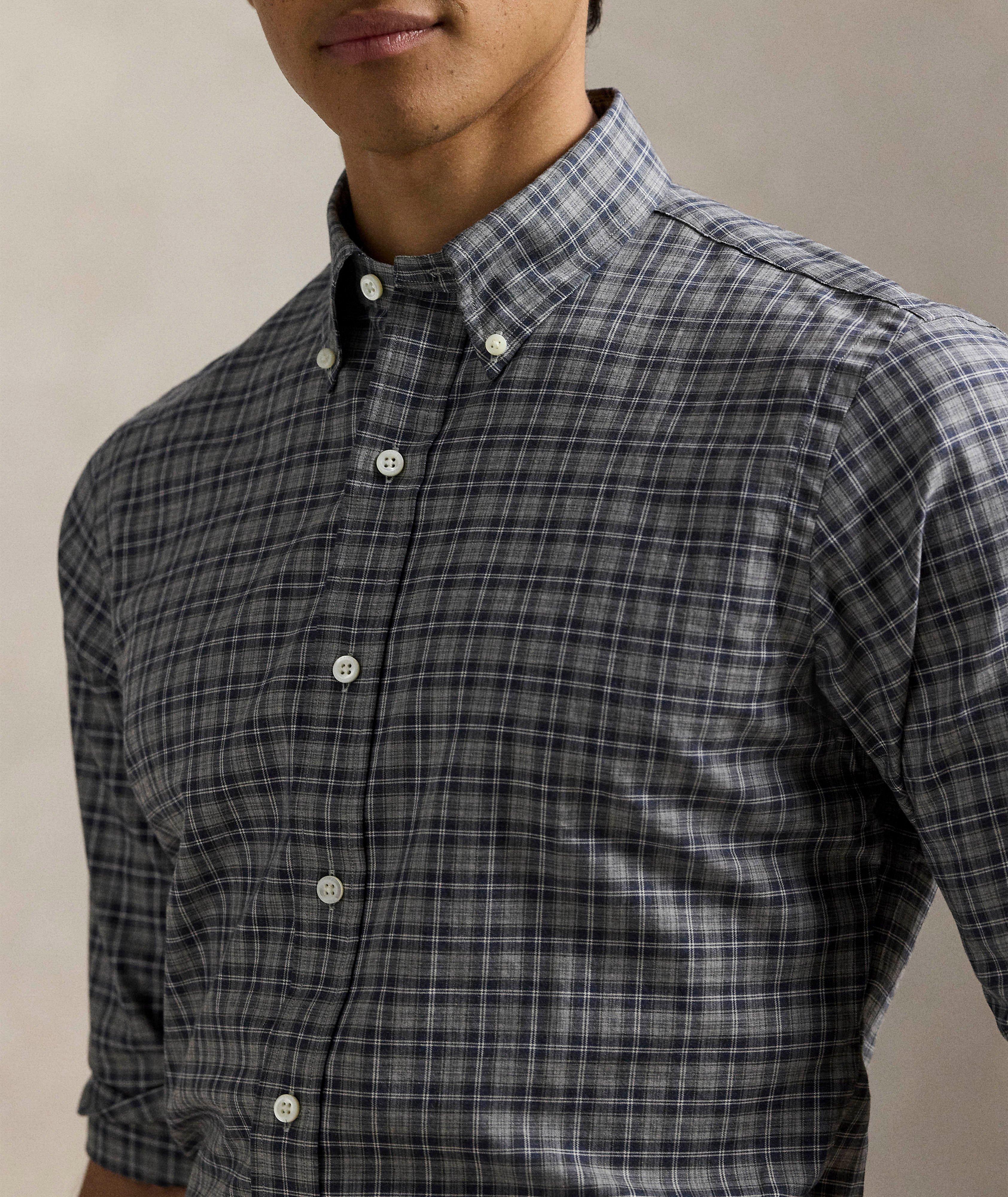 Chemise en coton à carreaux image 3