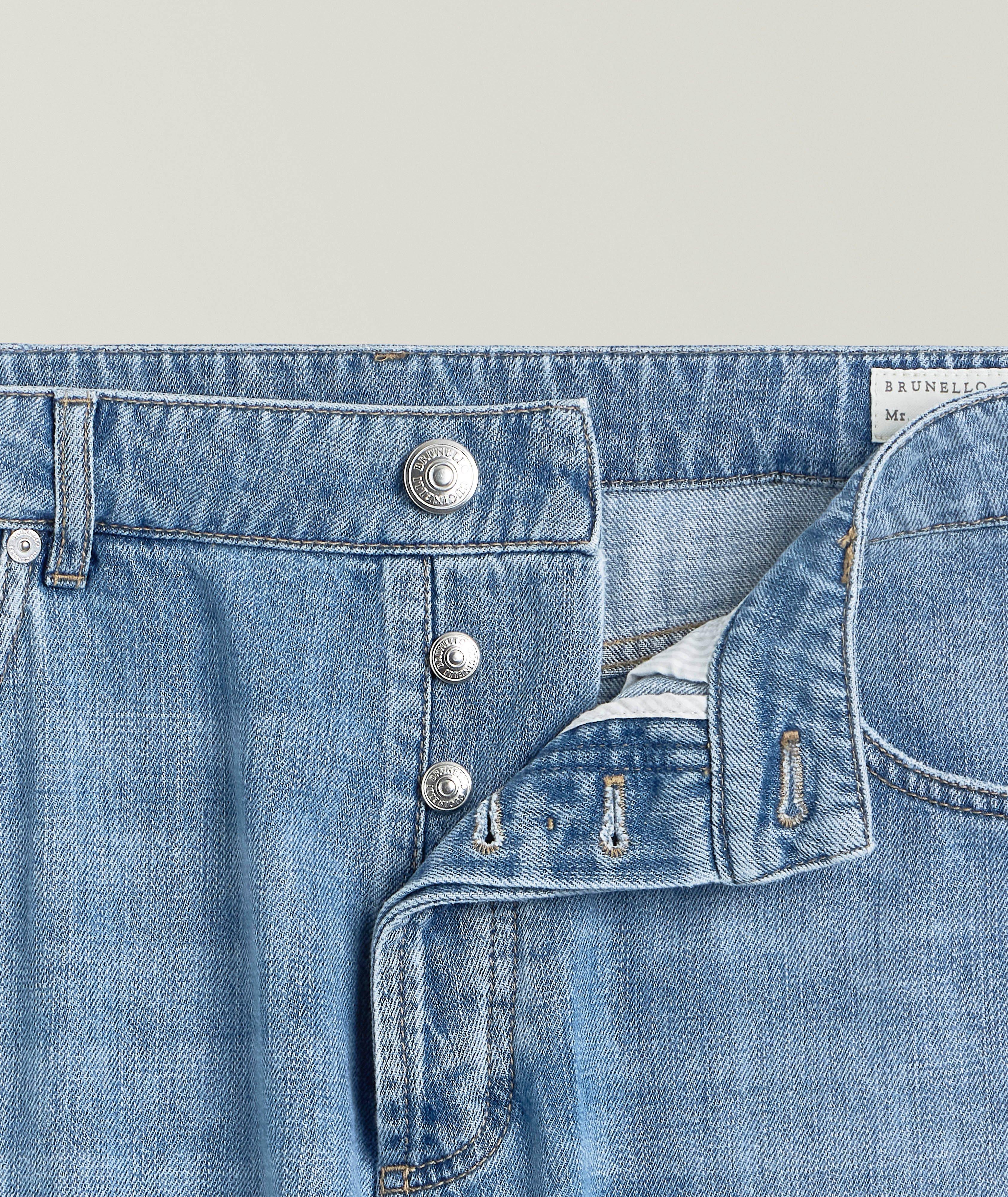 Leisure-Fit Lightweight Jeans  image 1
