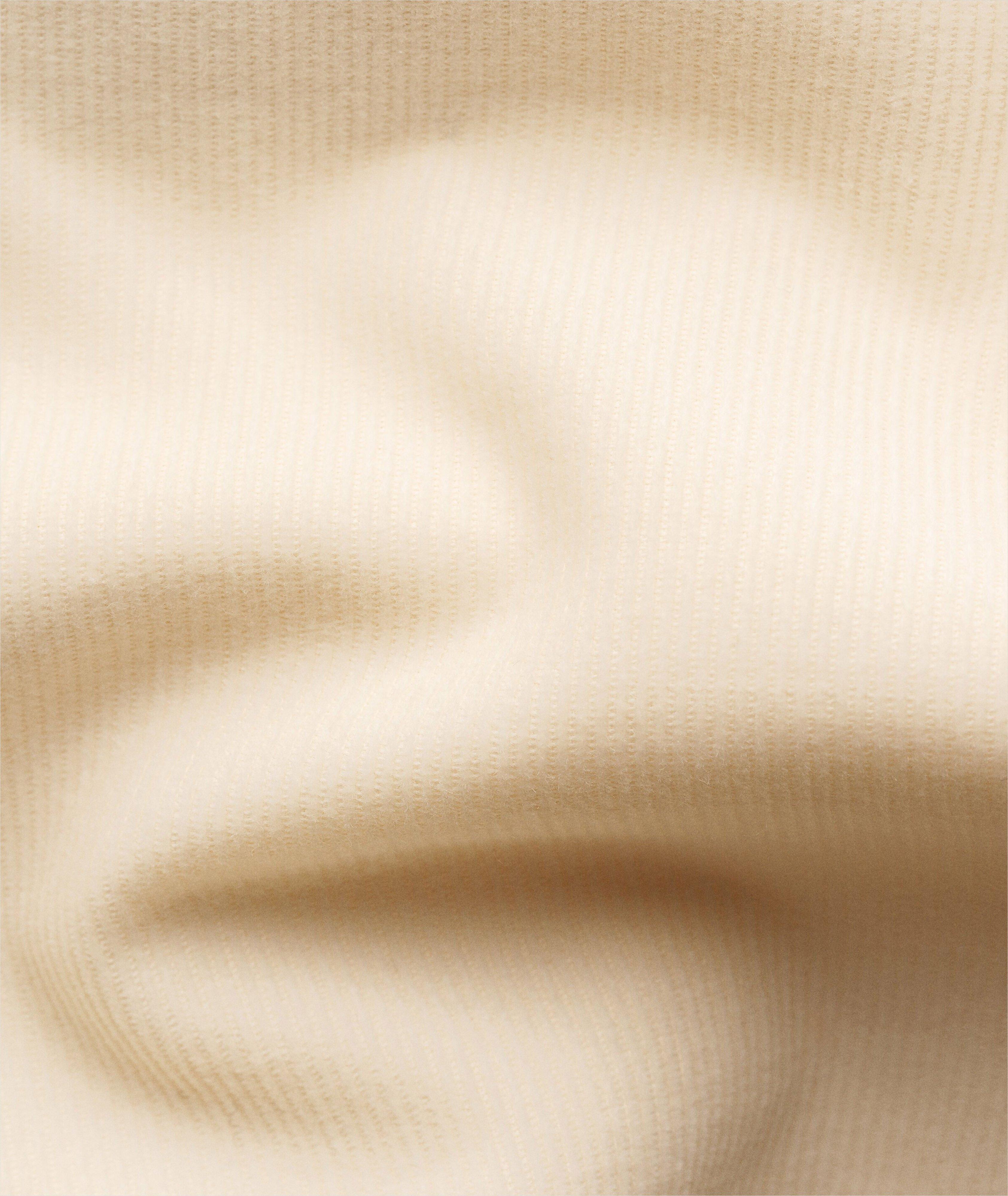 Thumbnail to select image 3
