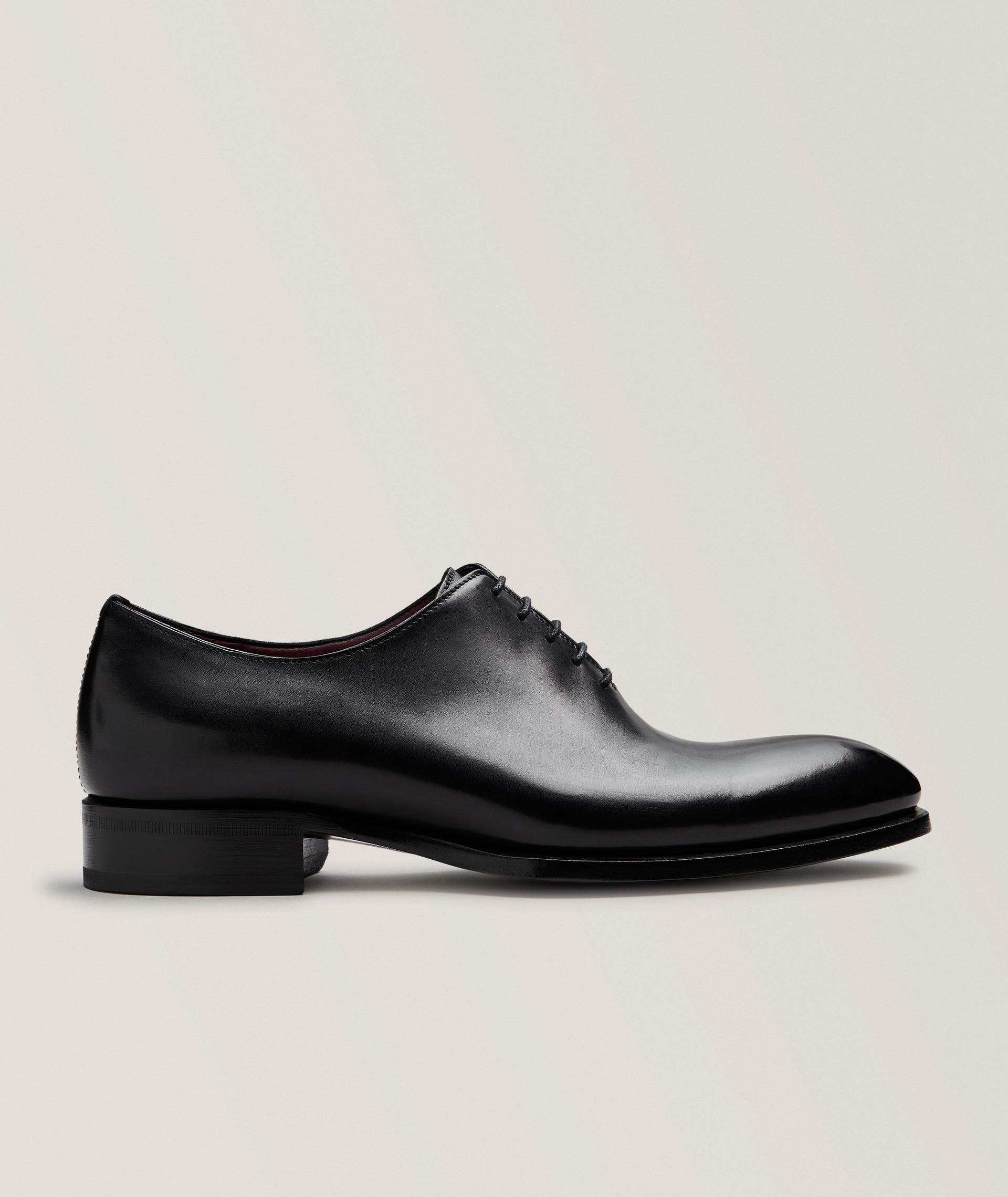 Chaussure lacée en cuir poli image 0