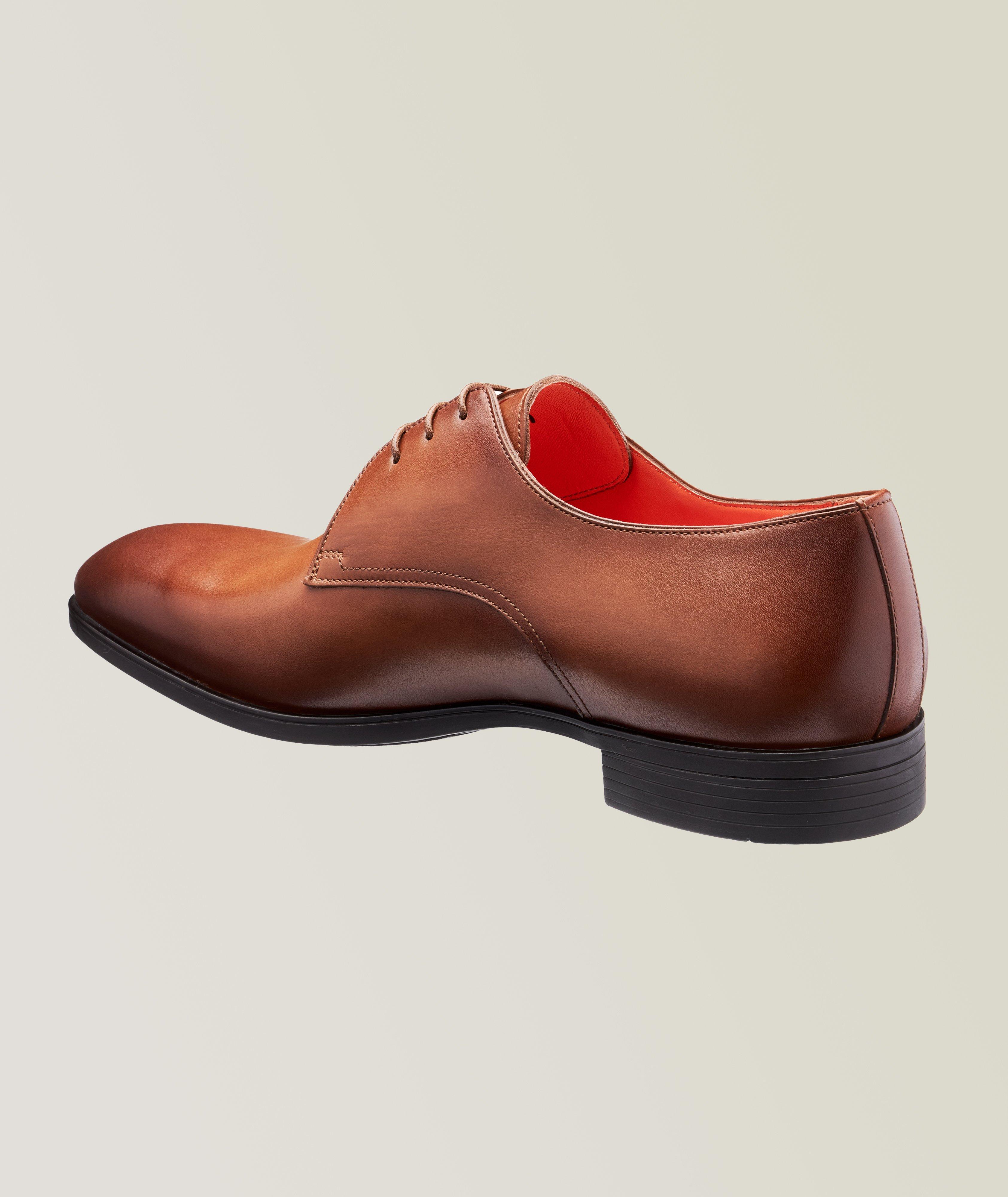 Chaussure lacée en cuir image 1