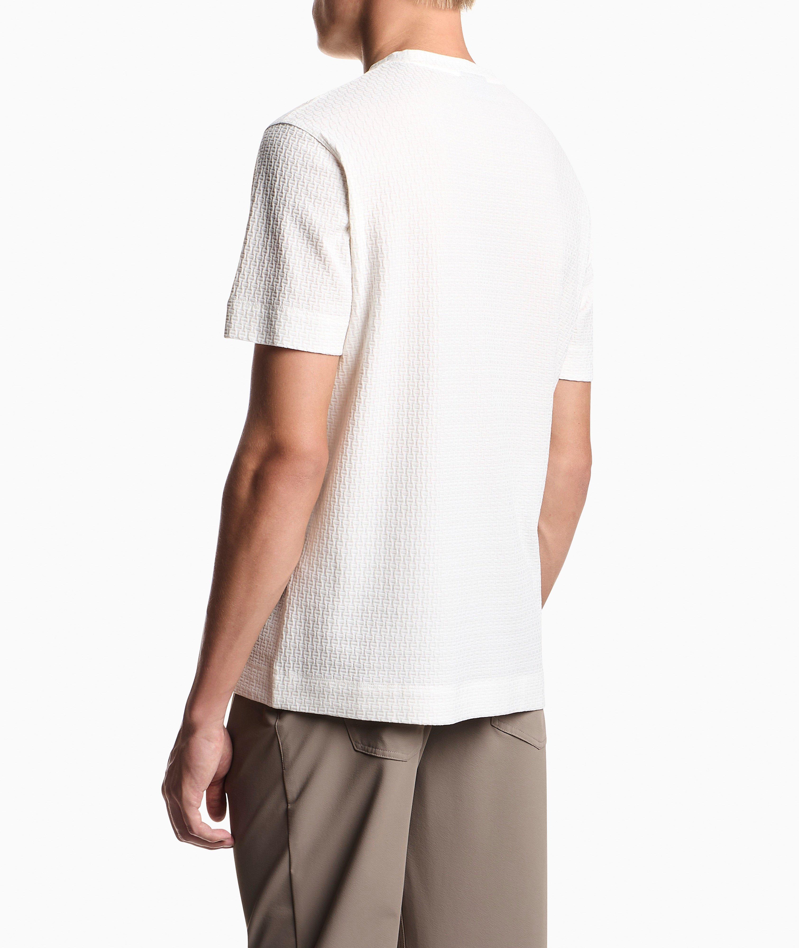 Thumbnail to select image 3