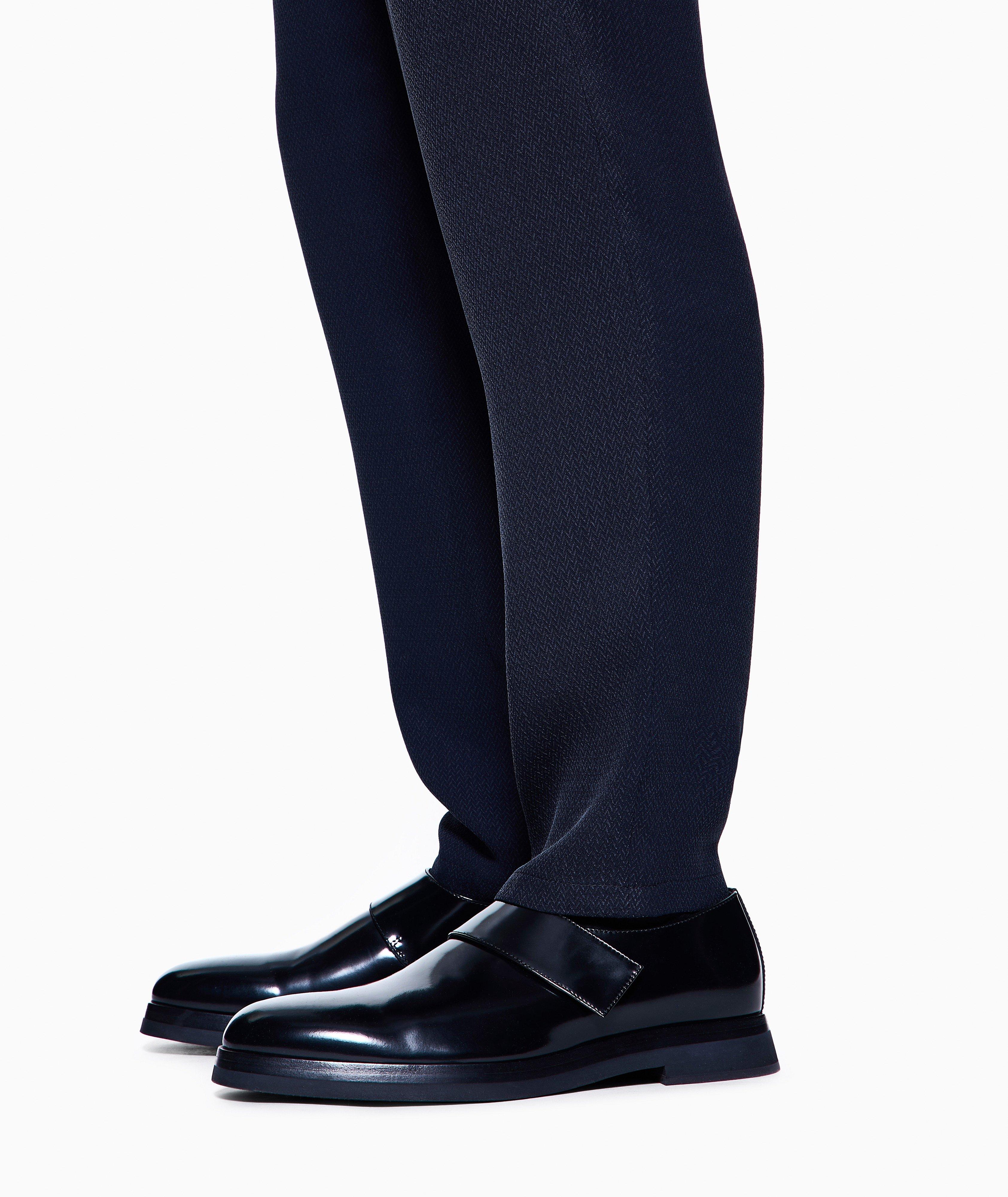 Pantalon fuselé en mélange cupro à micro-chevron image 3