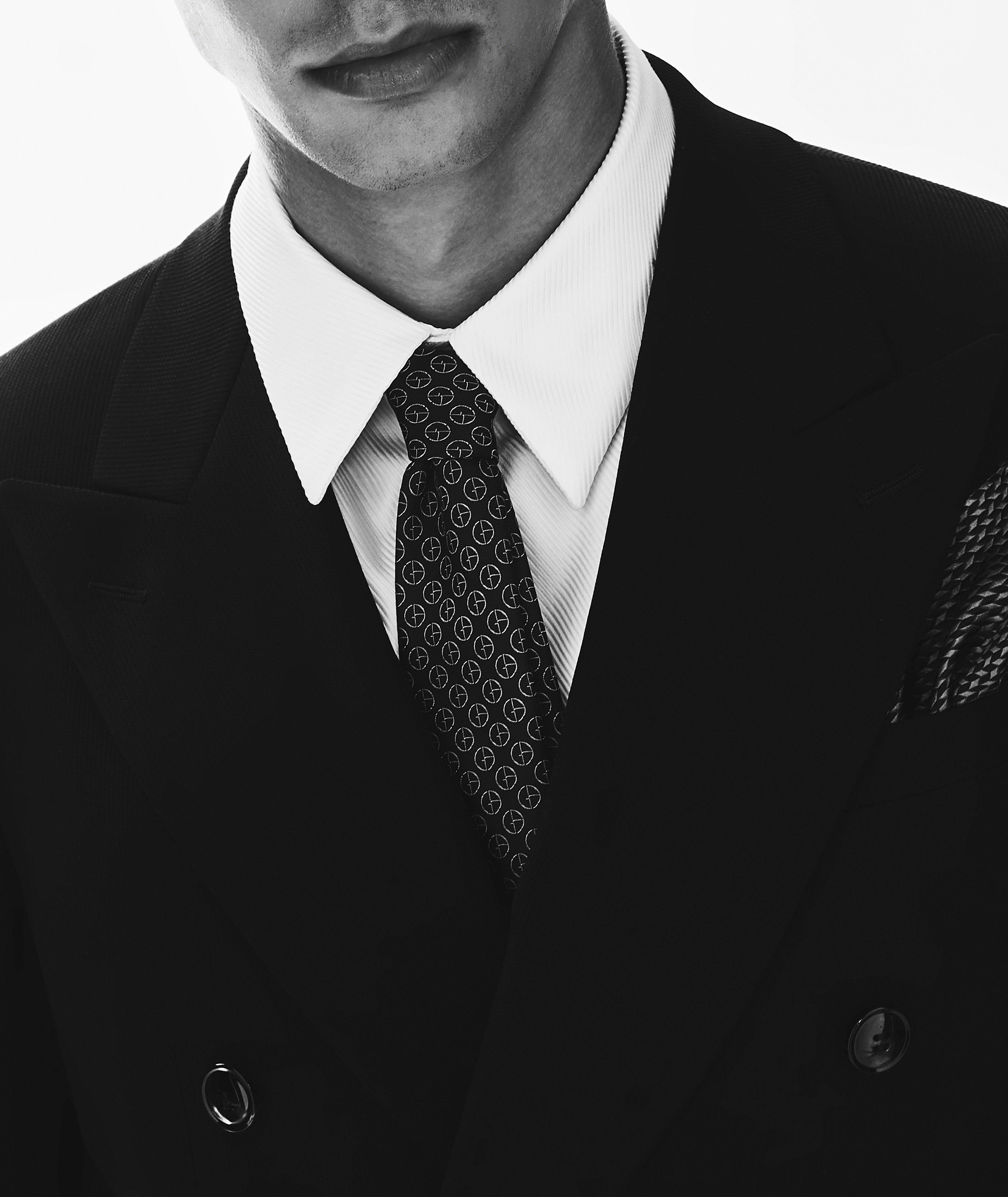 SUIT image 5