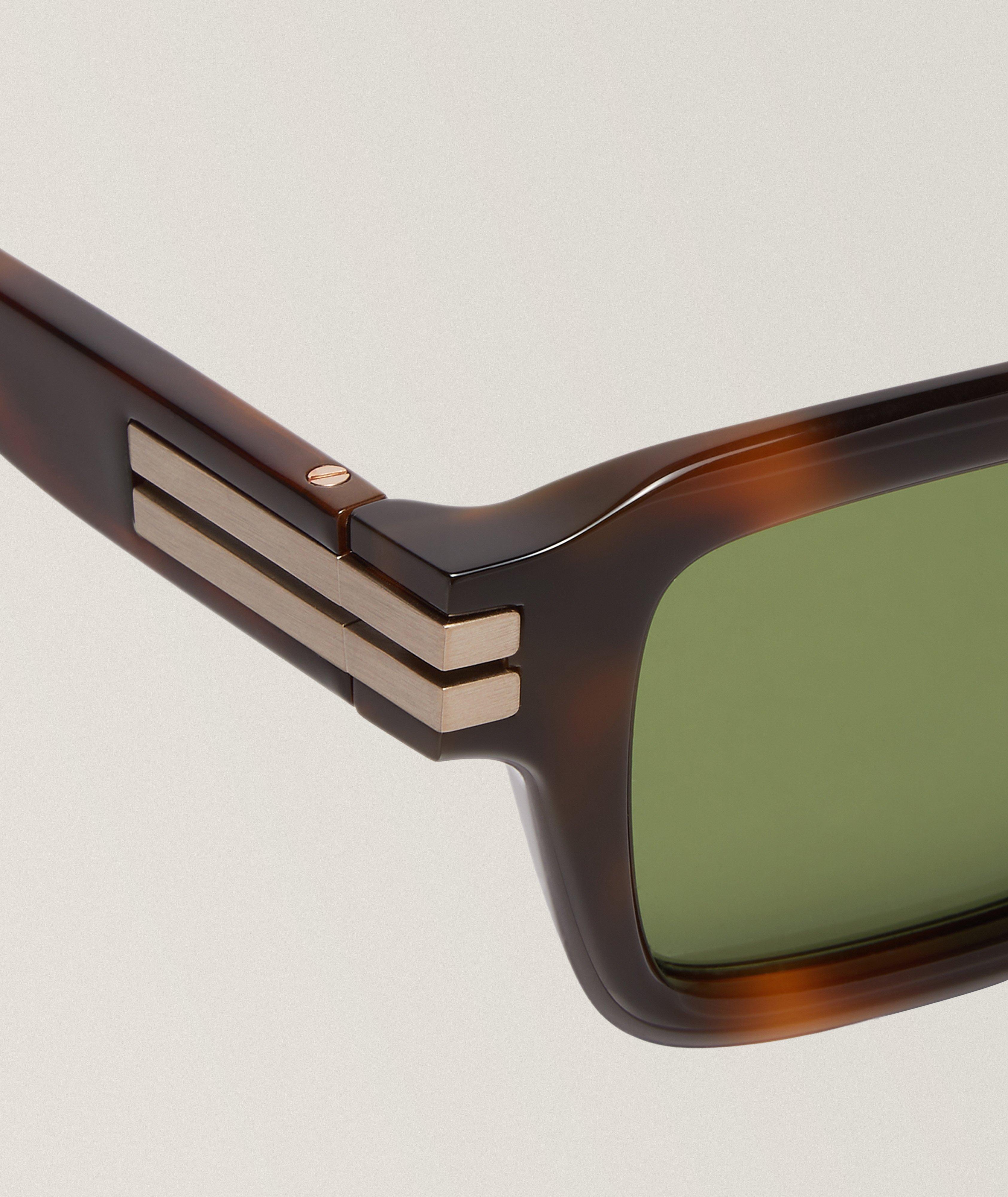 Thumbnail to select image 3