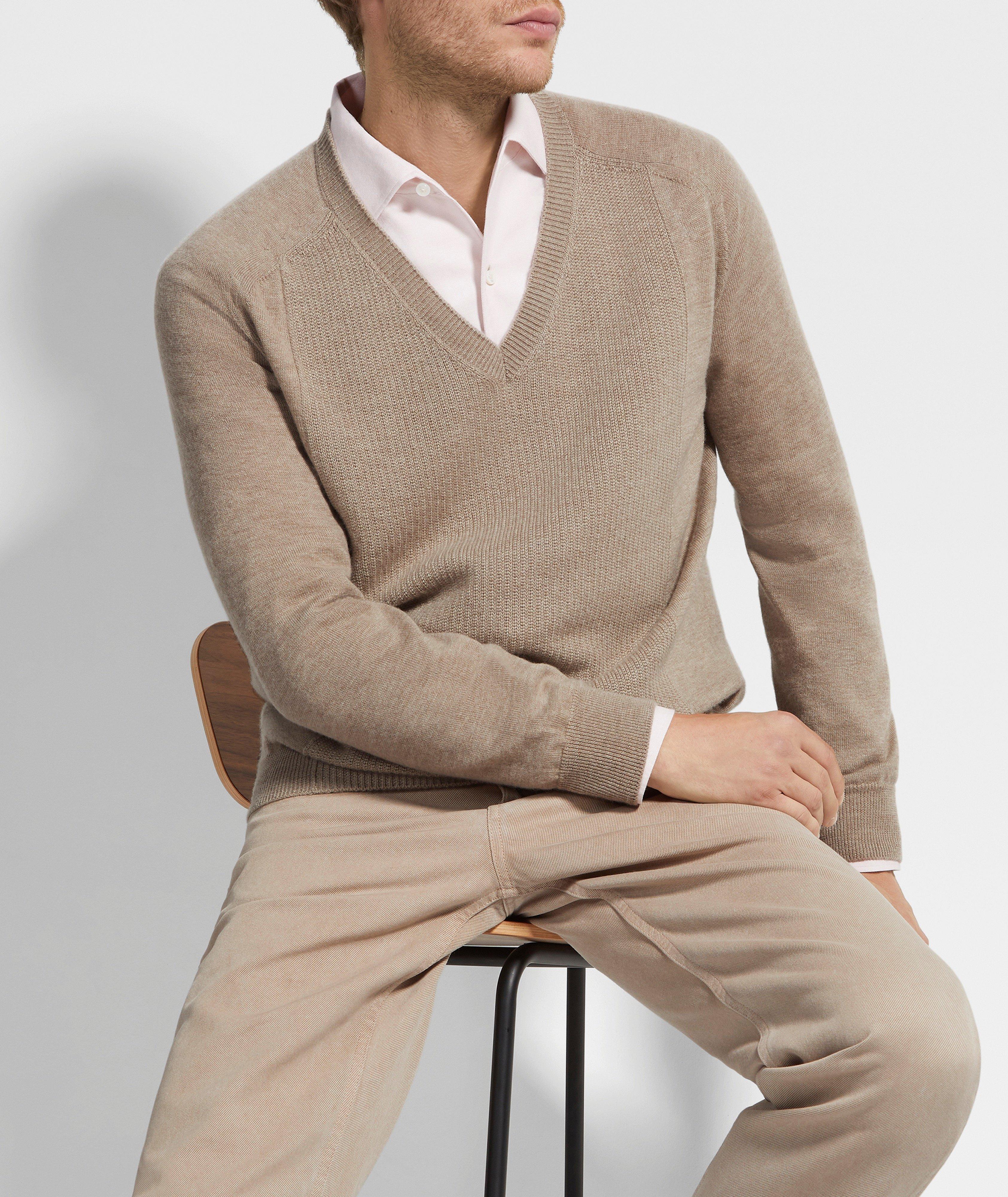 Oasi Cashmere V-Neck Sweater image 4