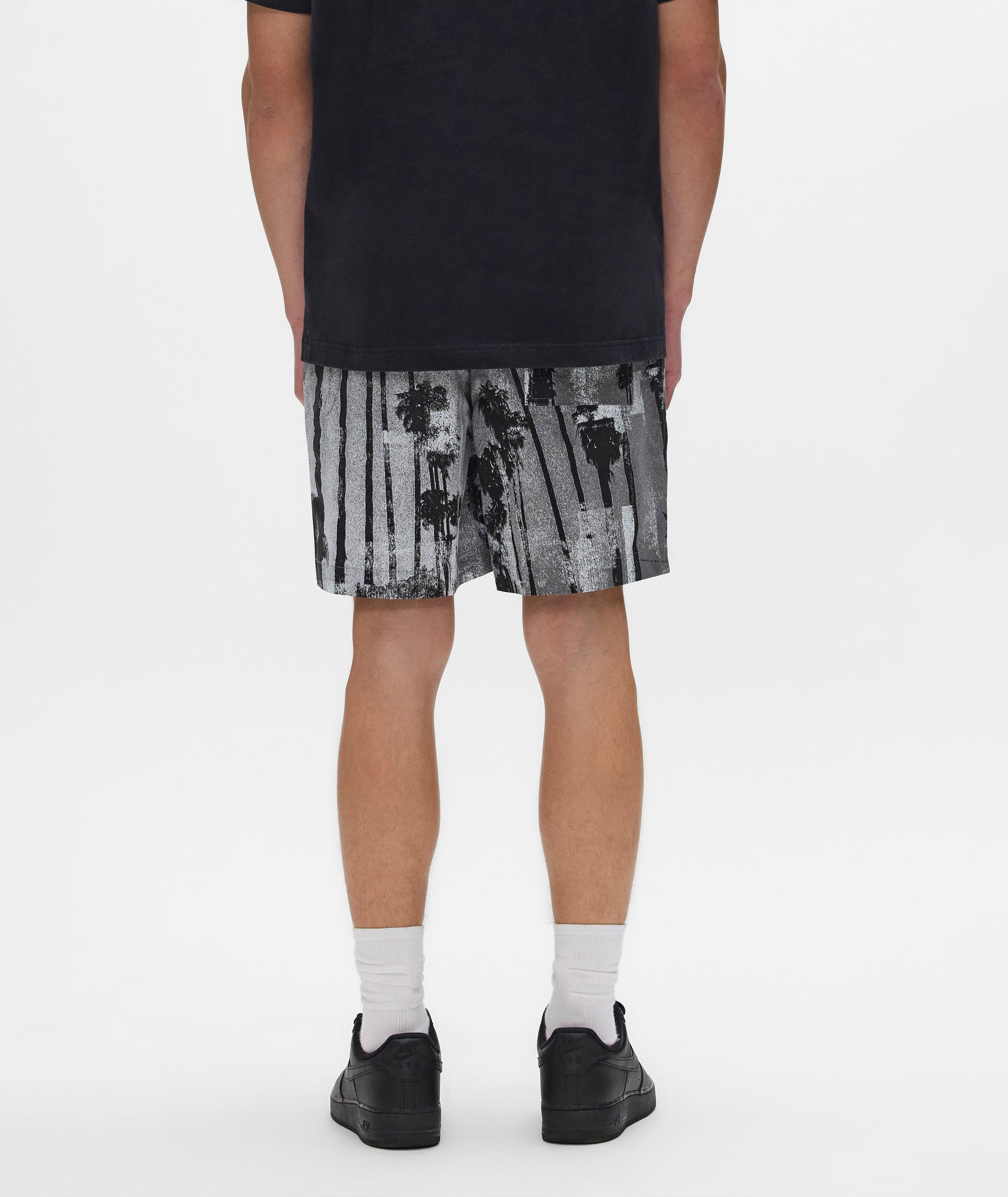 Shorts de bain imprimés palmiers image 2