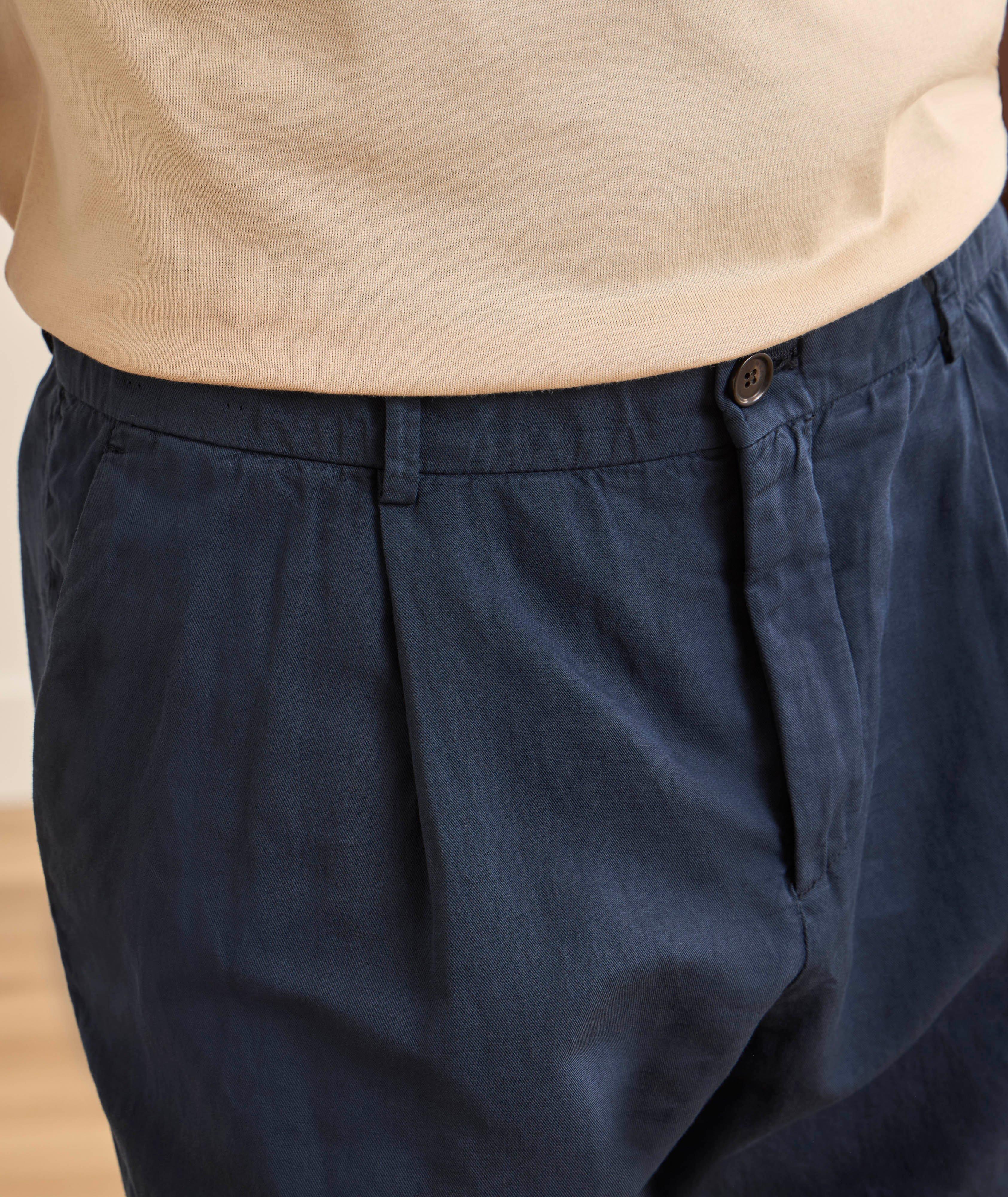 Pleated Cotton-Linen Bermuda Shorts image 3